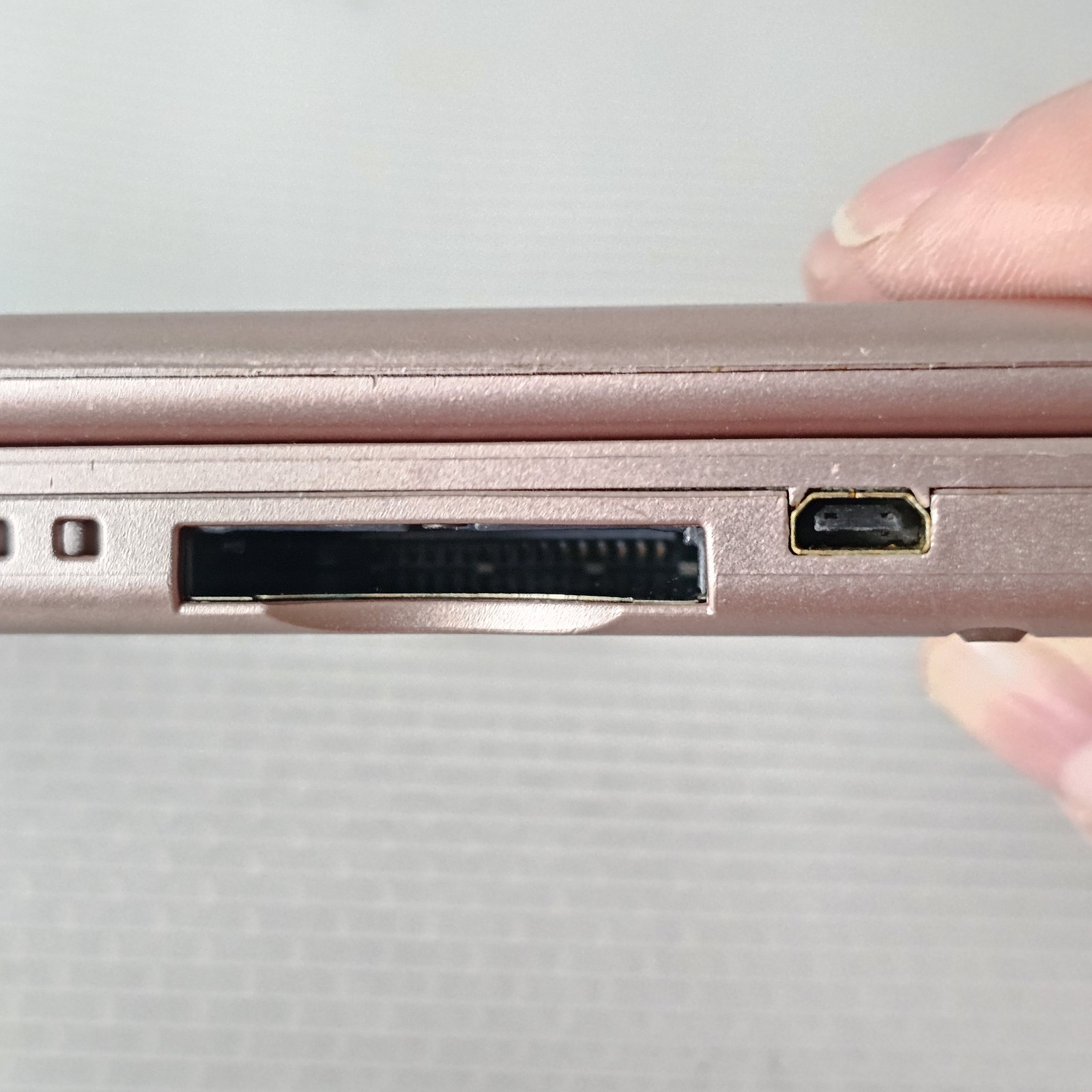 Nintendo DS Lite Metallic Rose Pink Handheld Console Model USG-001 – 2006