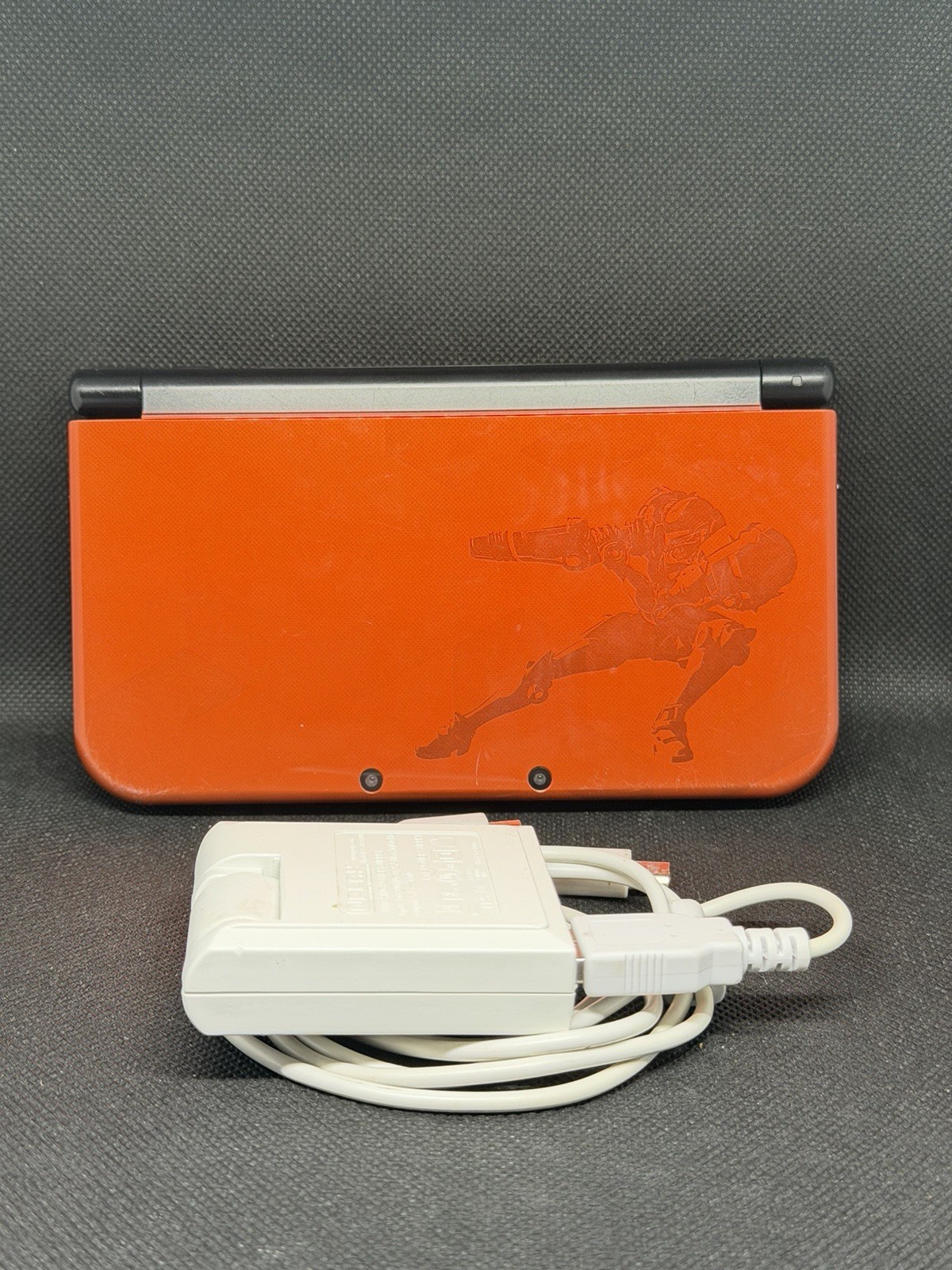 New Nintendo 3DS XL Samus Edition – Loose – Charger Included – Tested Working