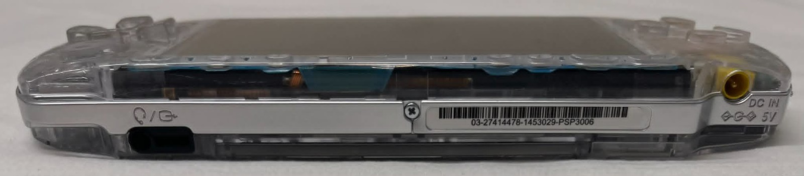 PSP3000 Crystal Clear / IPS Screen / Battery/ Sony Charger / Region Free / 32GB