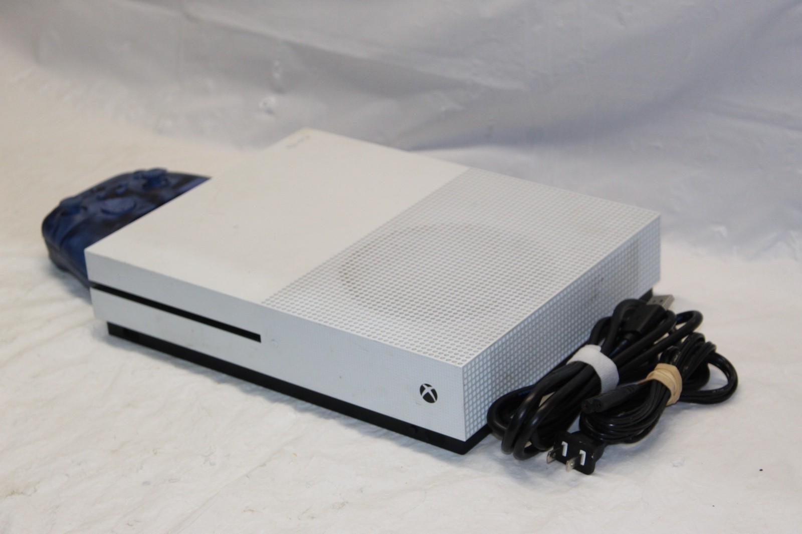 Microsoft Xbox One S White Console W/Controller and Cables RS