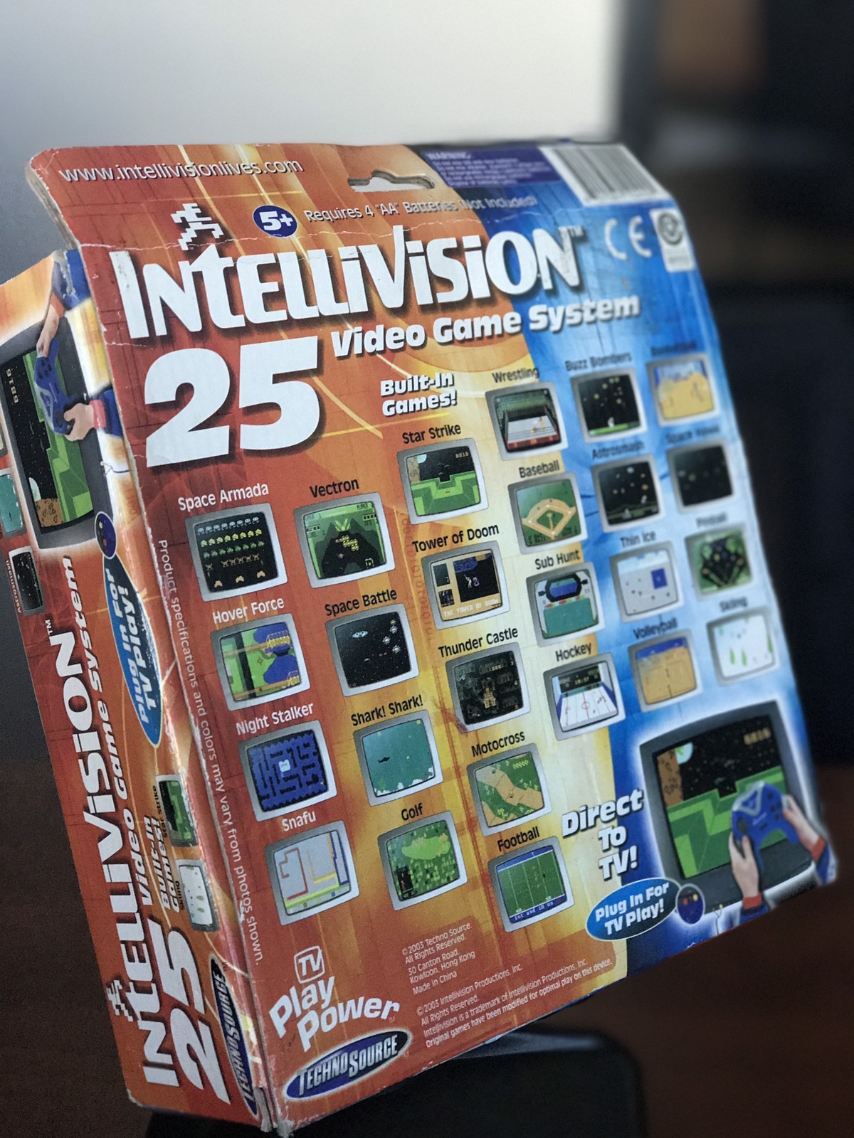 INTELLIVISION VIDEO GAME SYSTEM Plug and Play WITH 25 BUILT-IIN GAMES
