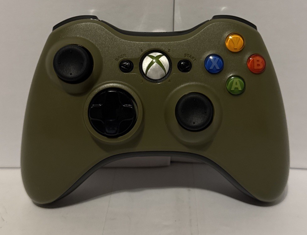 Halo 3 Xbox 360 Complete Console Set w OEM Controller HDD Very Clean