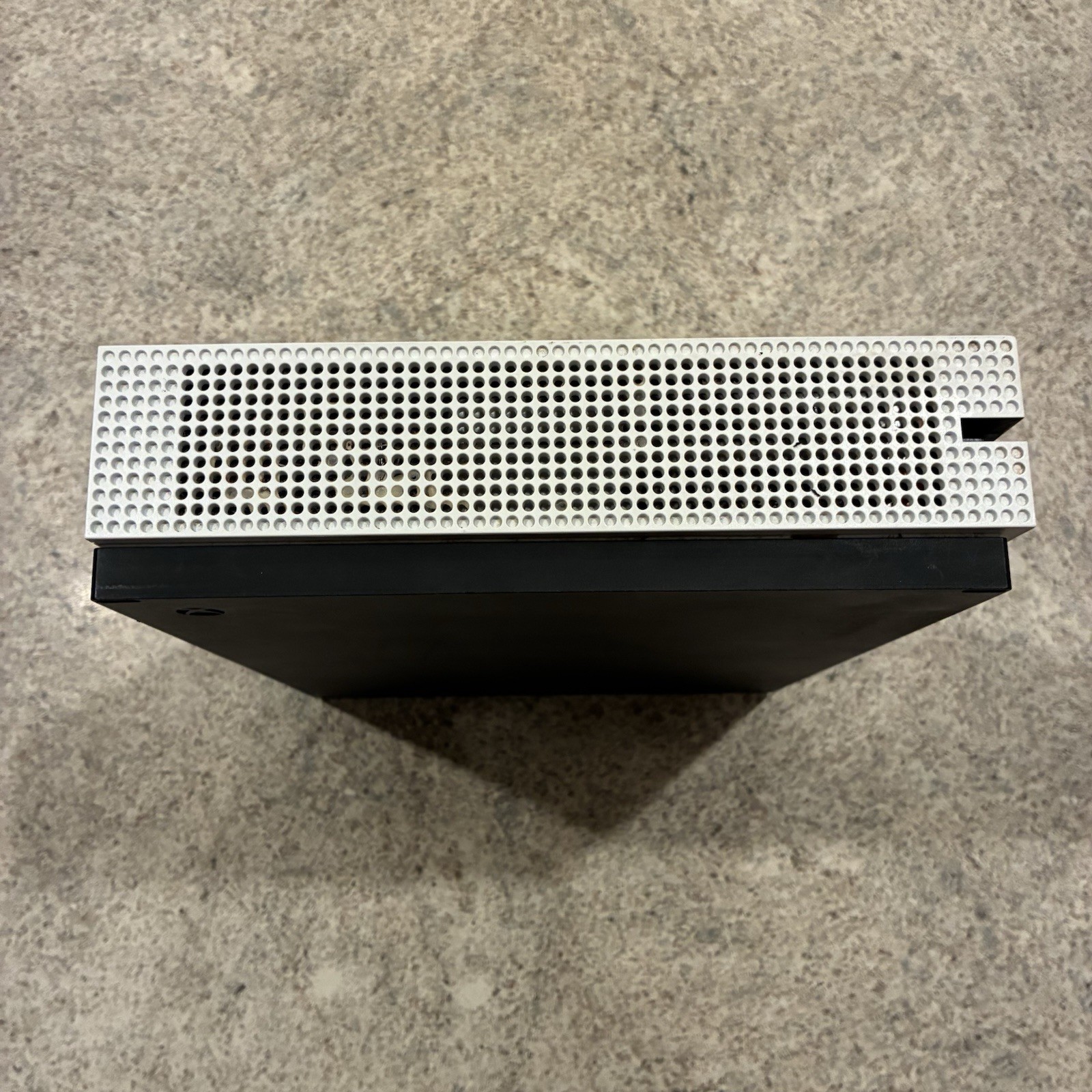 Microsoft Xbox One S 500gb 4K UHD White Console MPN 1681 Tested Working