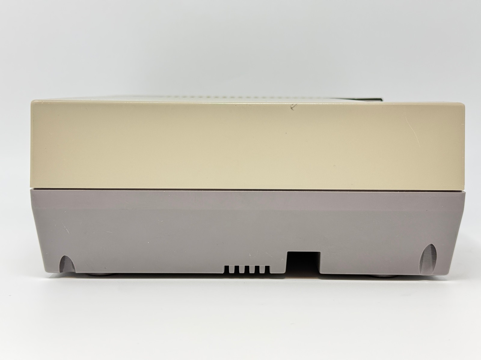 Nintendo NES Console [NES-001] *NO CABLES – TESTED & WORKING – READ* [5g]