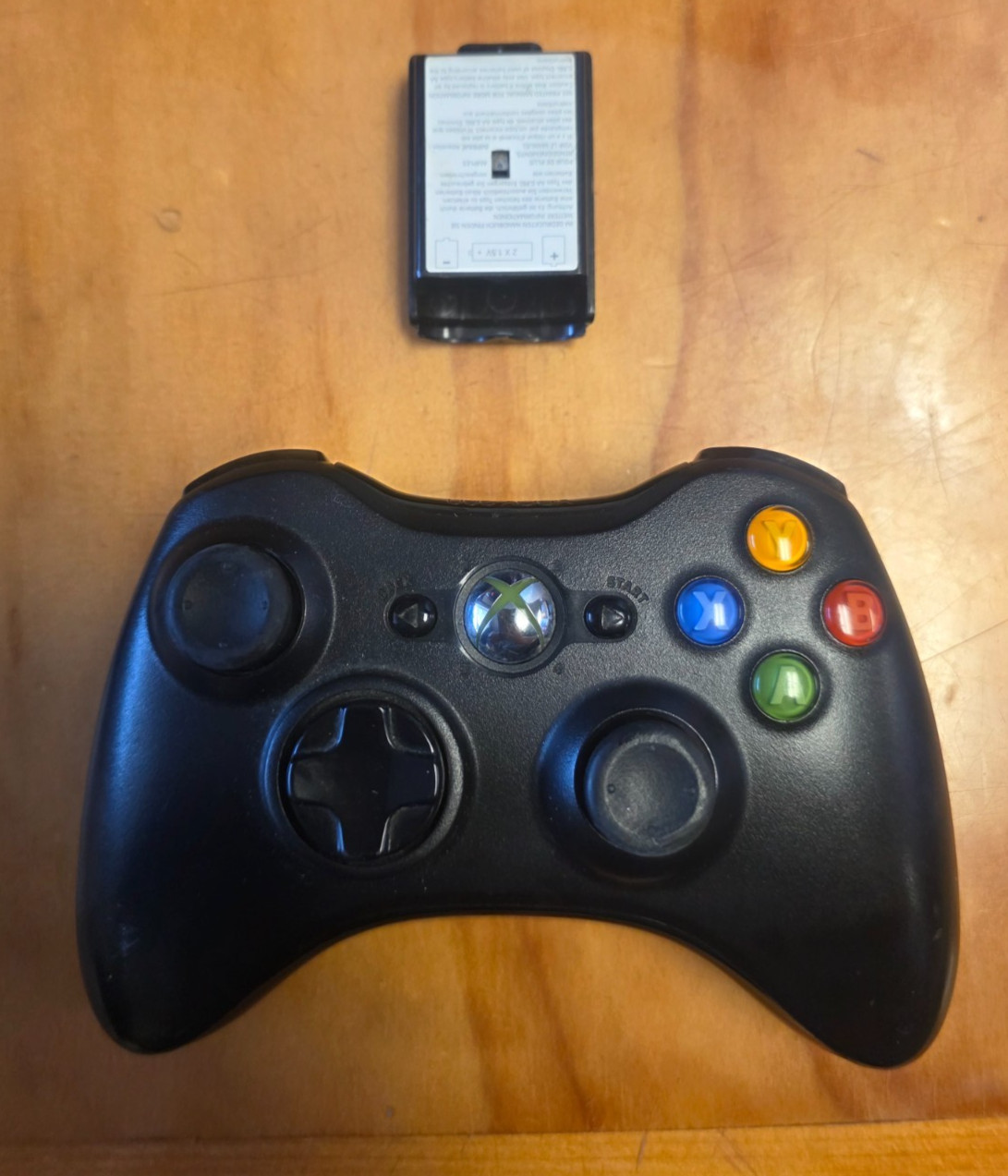 Xbox 360 Elite Console, 60 GB w/ controller and cords, TESTED! works great!