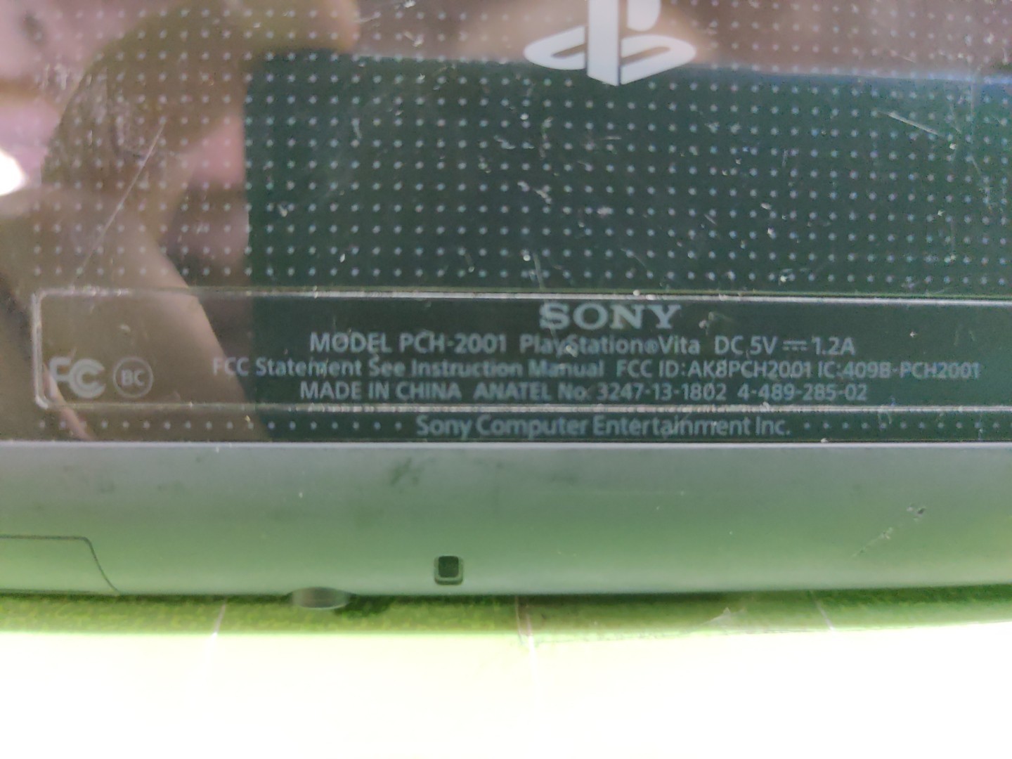 SONY PS Vita PCH-2001 Slim Black Wi-Fi- LCD -FW:3.65 -TESTED – WORKING –