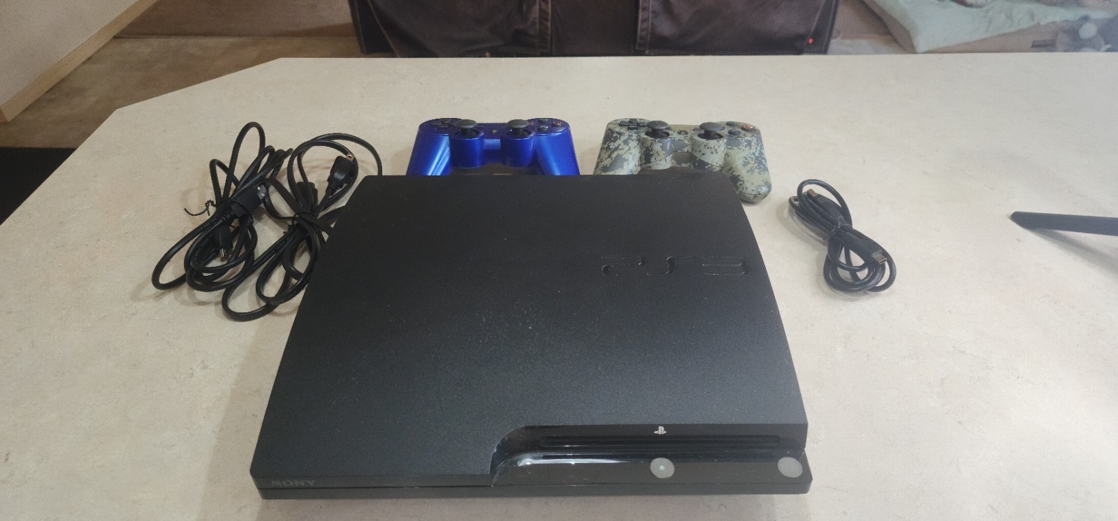 Sony PlayStation 3 – Slim 250GB Console – Charcoal Black