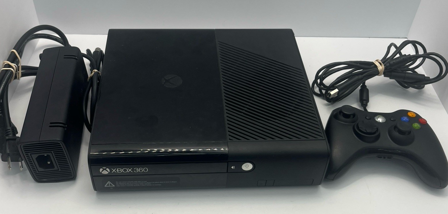 Microsoft Xbox 360 E Console OEM Controller Power Cord HDMI. Tested