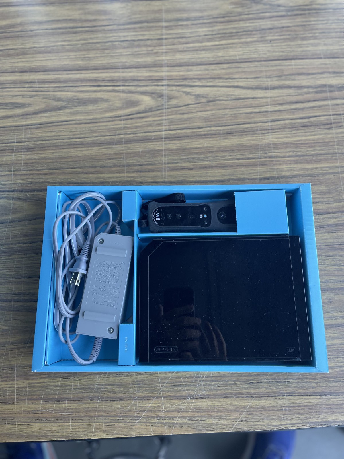 Nintendo Wii Black Console RVL-001 Wii Sports + Resorts Bundle Complete In Box