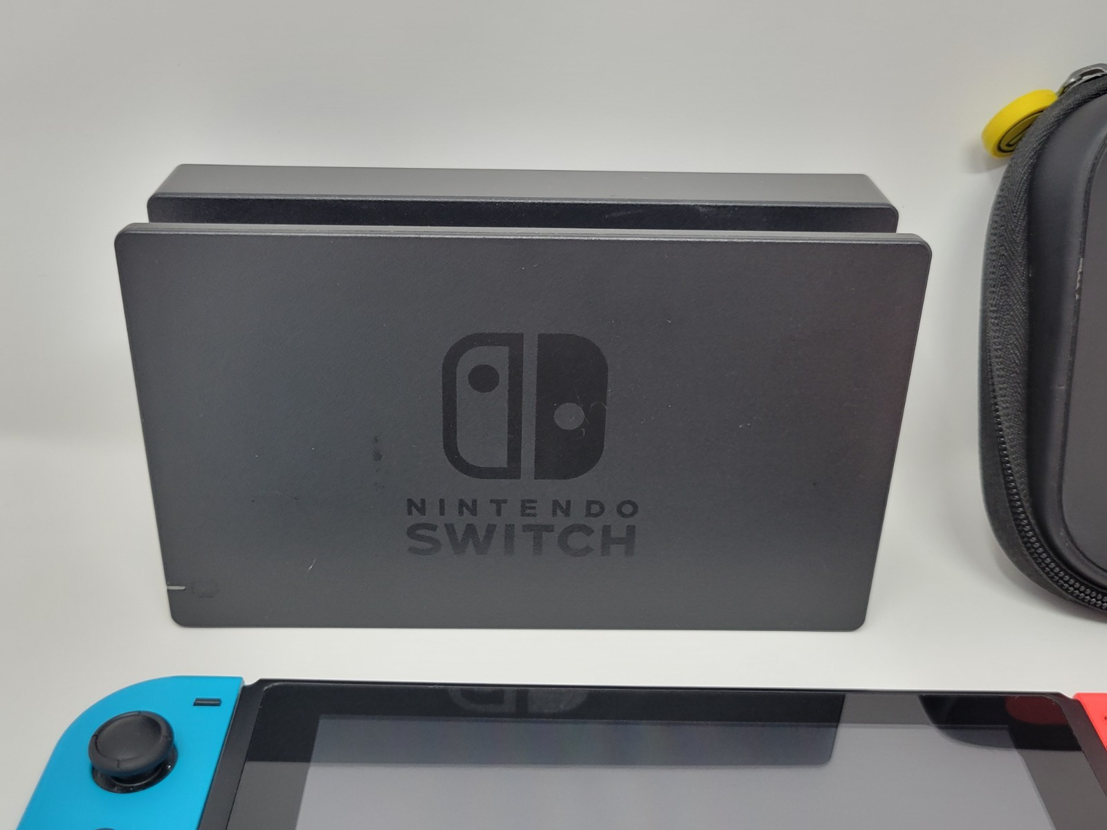 Nintendo Switch Console Neon Blue Red Joycons w/ Mario Odyssey Smash & Strikers