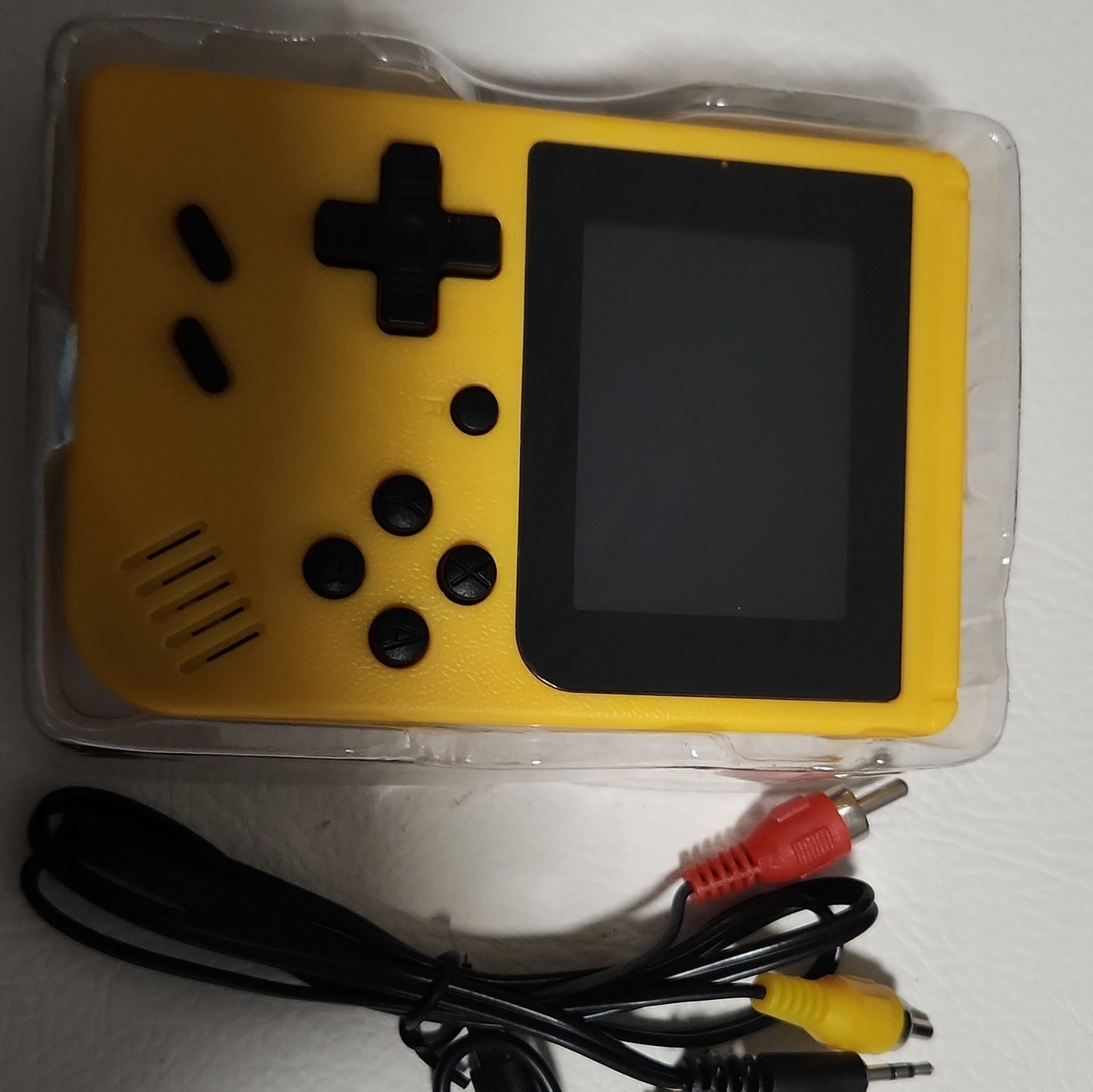 Retro Handheld Game Console Yellow, Composite RCA AV Cable, Gamepad Support