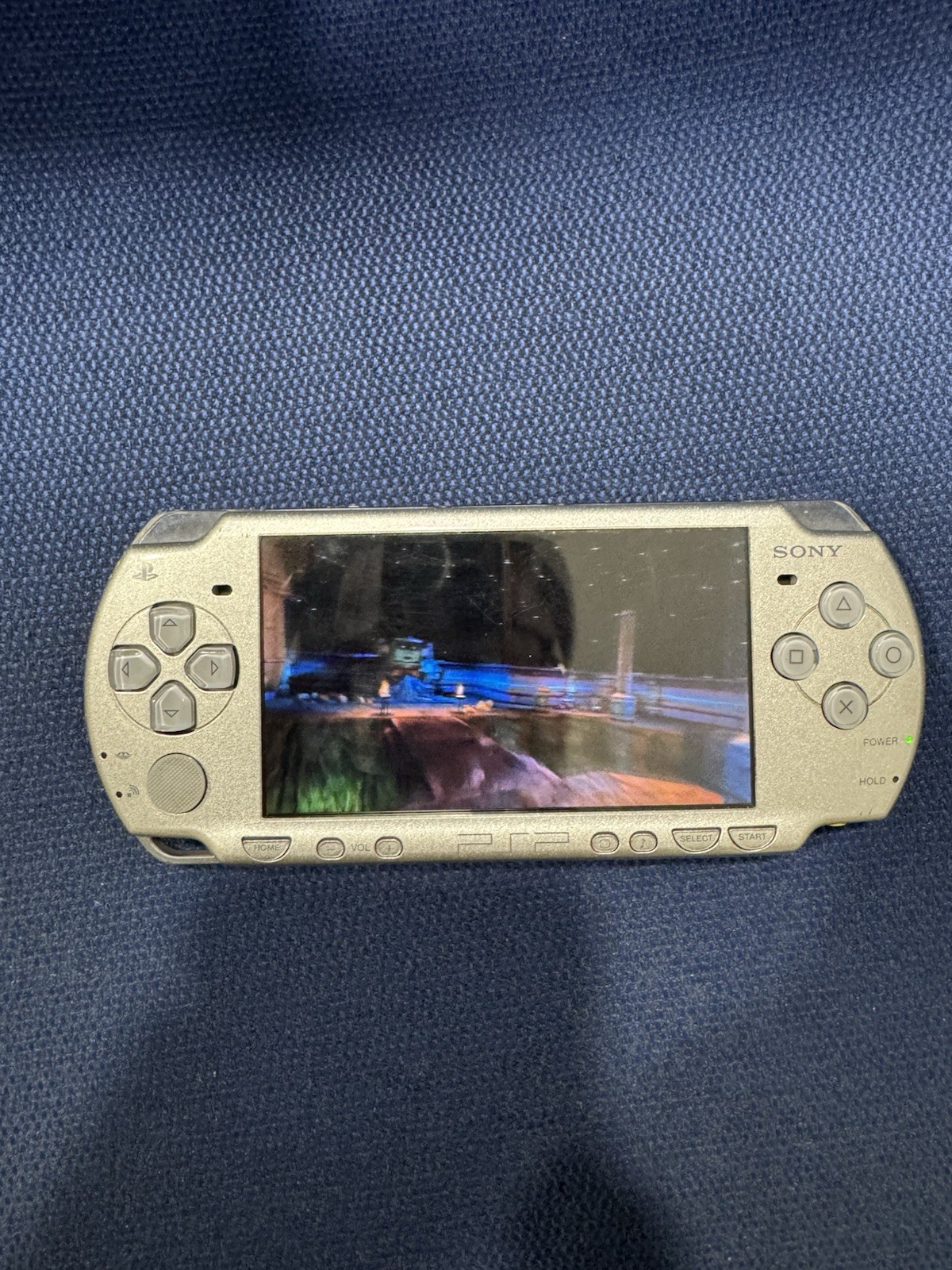 Sony PSP 2001 Silver Handheld Console Tested And Working Clean Screen Console