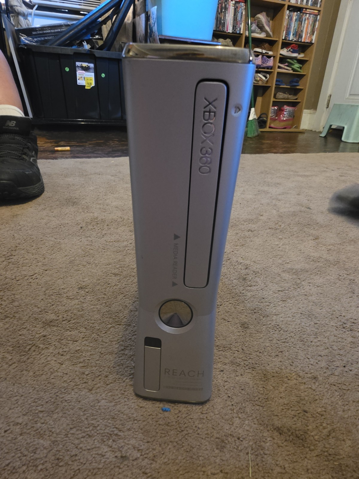 Microsoft Xbox 360 Halo Reach Limited Edition Silver 250GB 2 Controllers