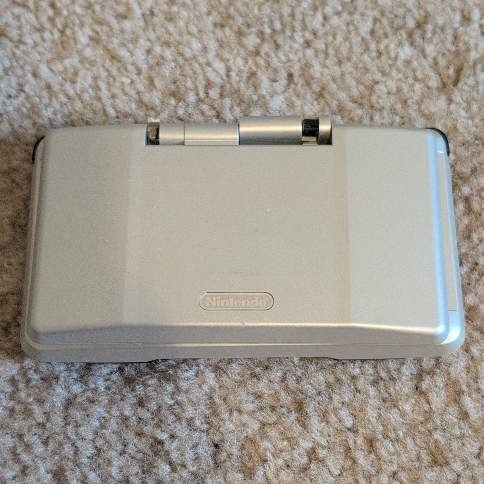 Nintendo DS Silver/Black BROKEN HINGES, Tested with Stylus, NO CHARGER