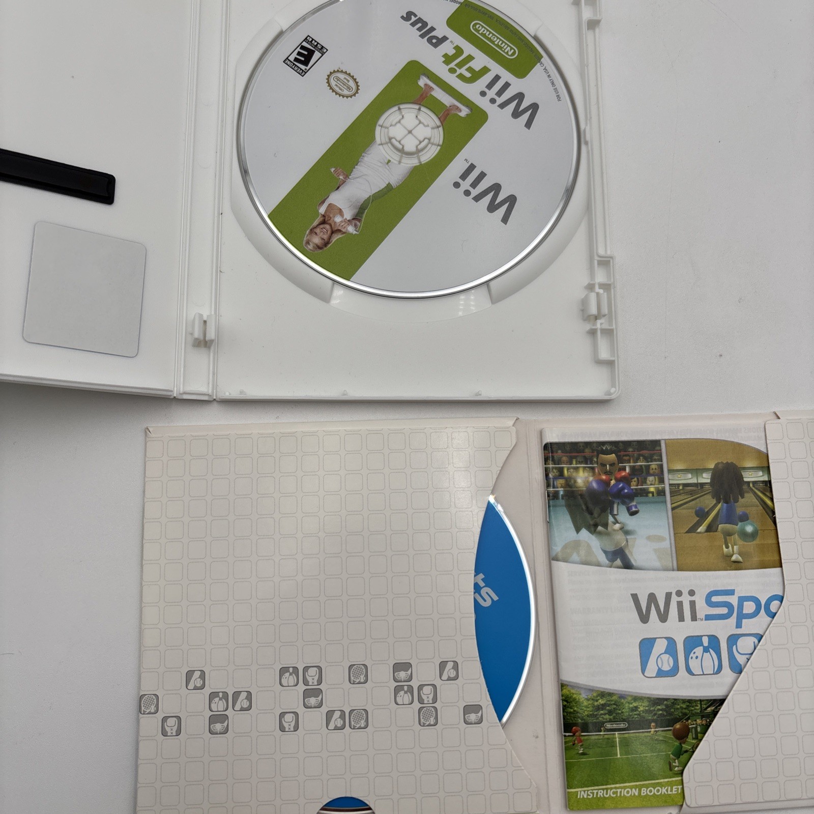 Nintendo Wii RVL-001(USA) Video Game Console Bundle Gamecube WII Sports – Tested