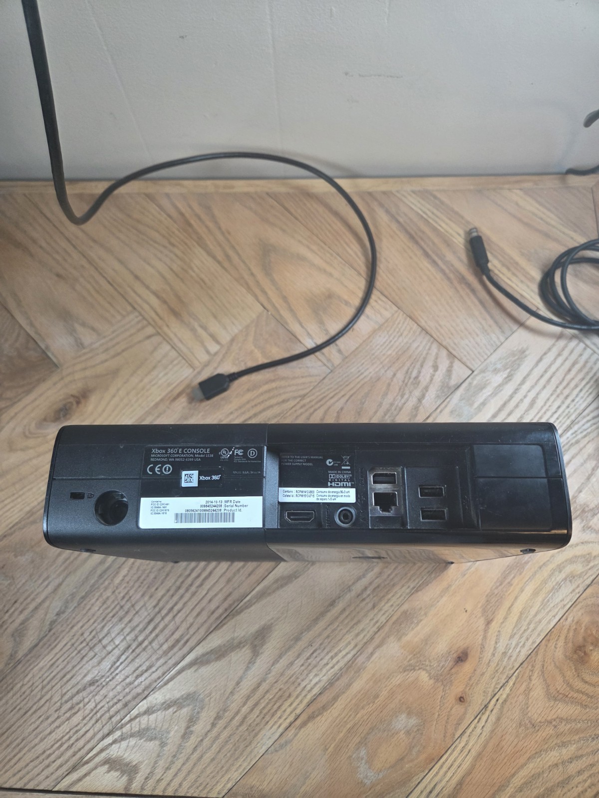 Xbox 360 E Black 1538 Video Game Console w/Chords No HD Tested
