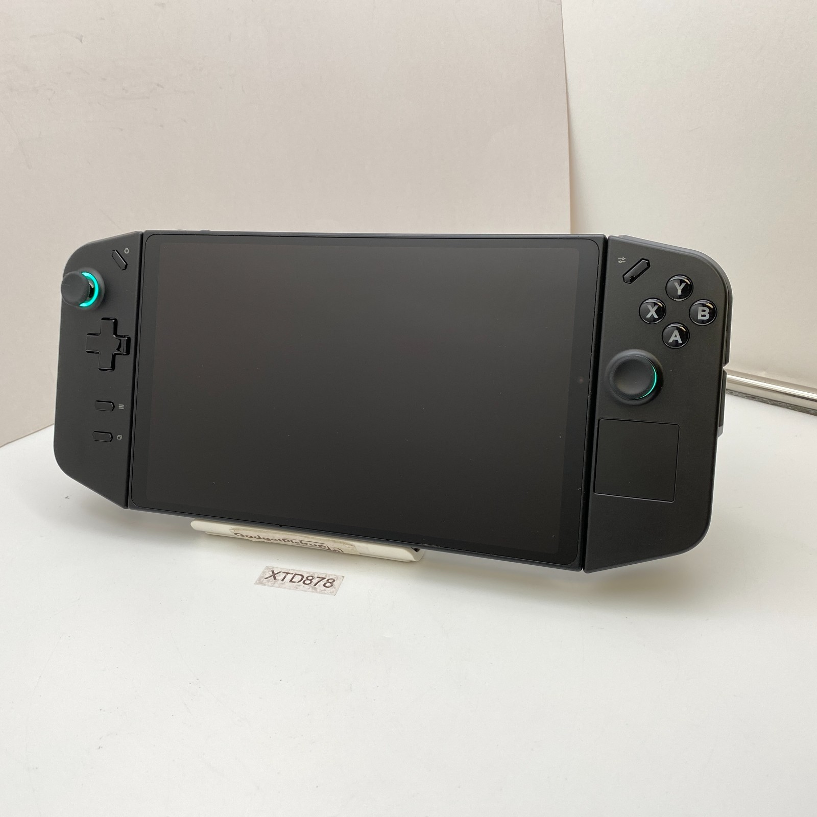 Lenovo Legion Go – 1TB – Black – Handheld Console System – Good Condition