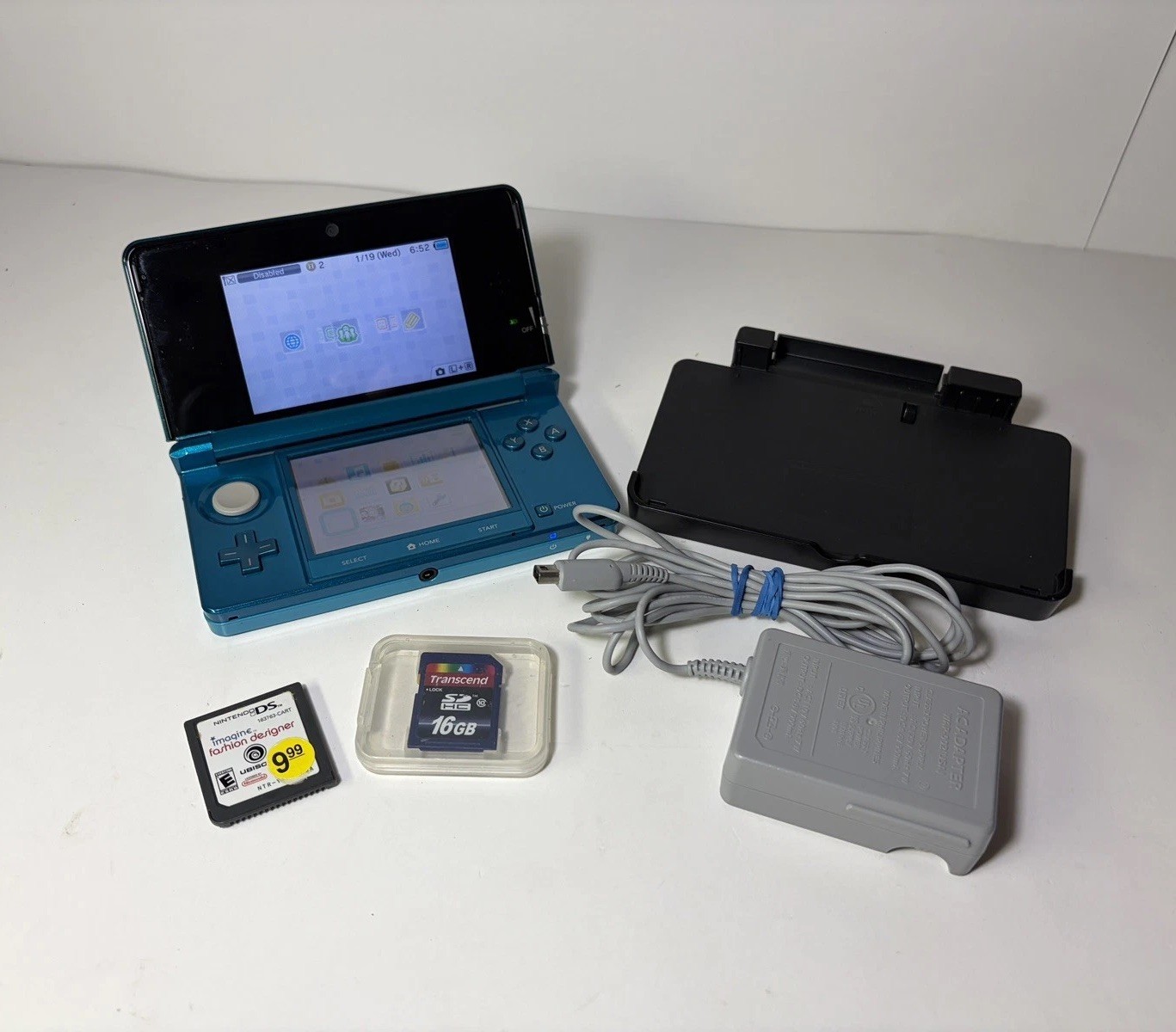 MINT Original Nintendo 3DS Handheld System Aqua Blue Tested Working Console