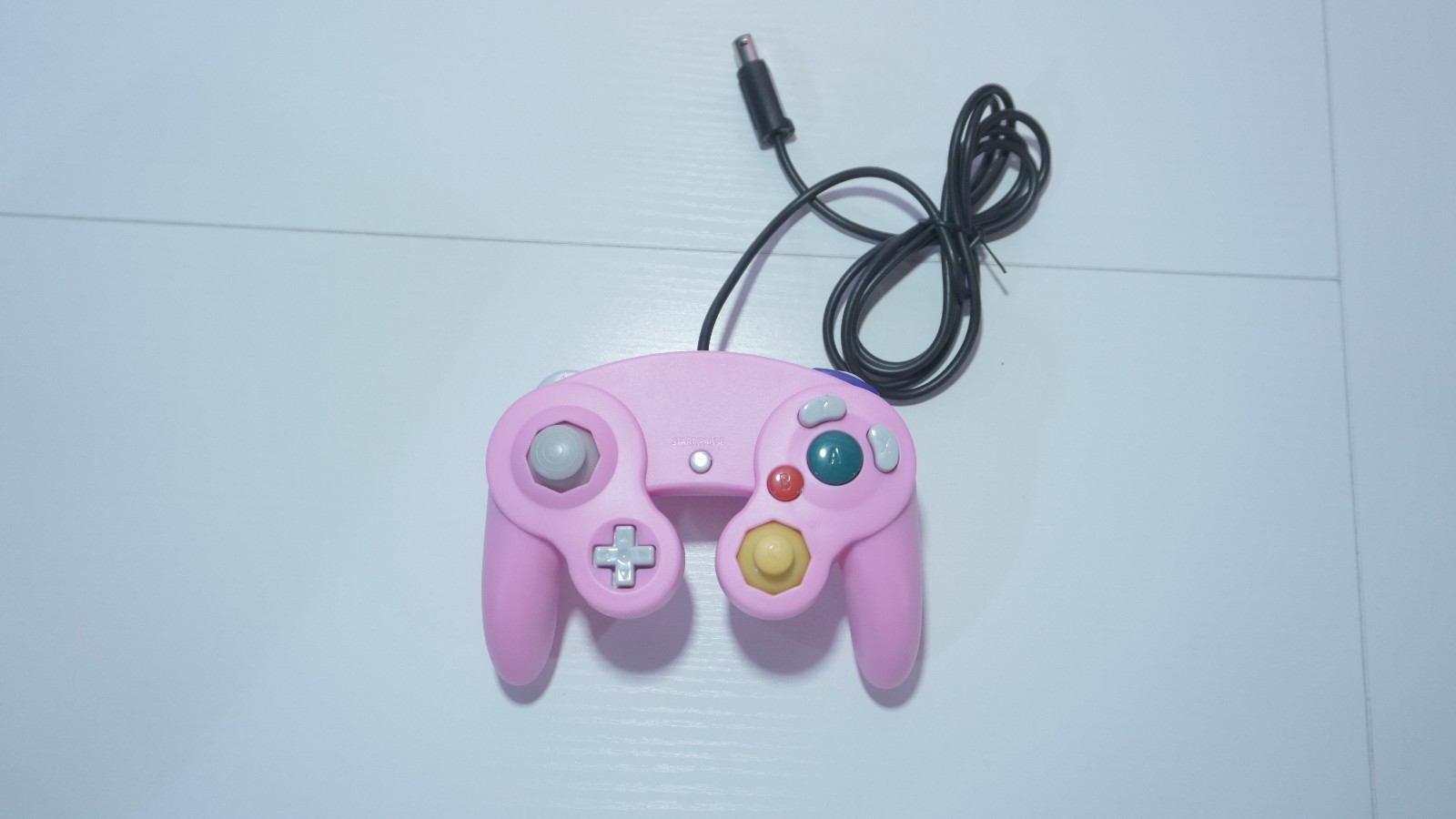 Pastel Pink Nintendo GameCube Console DOL-001 (USA) with Pink LED & Controller