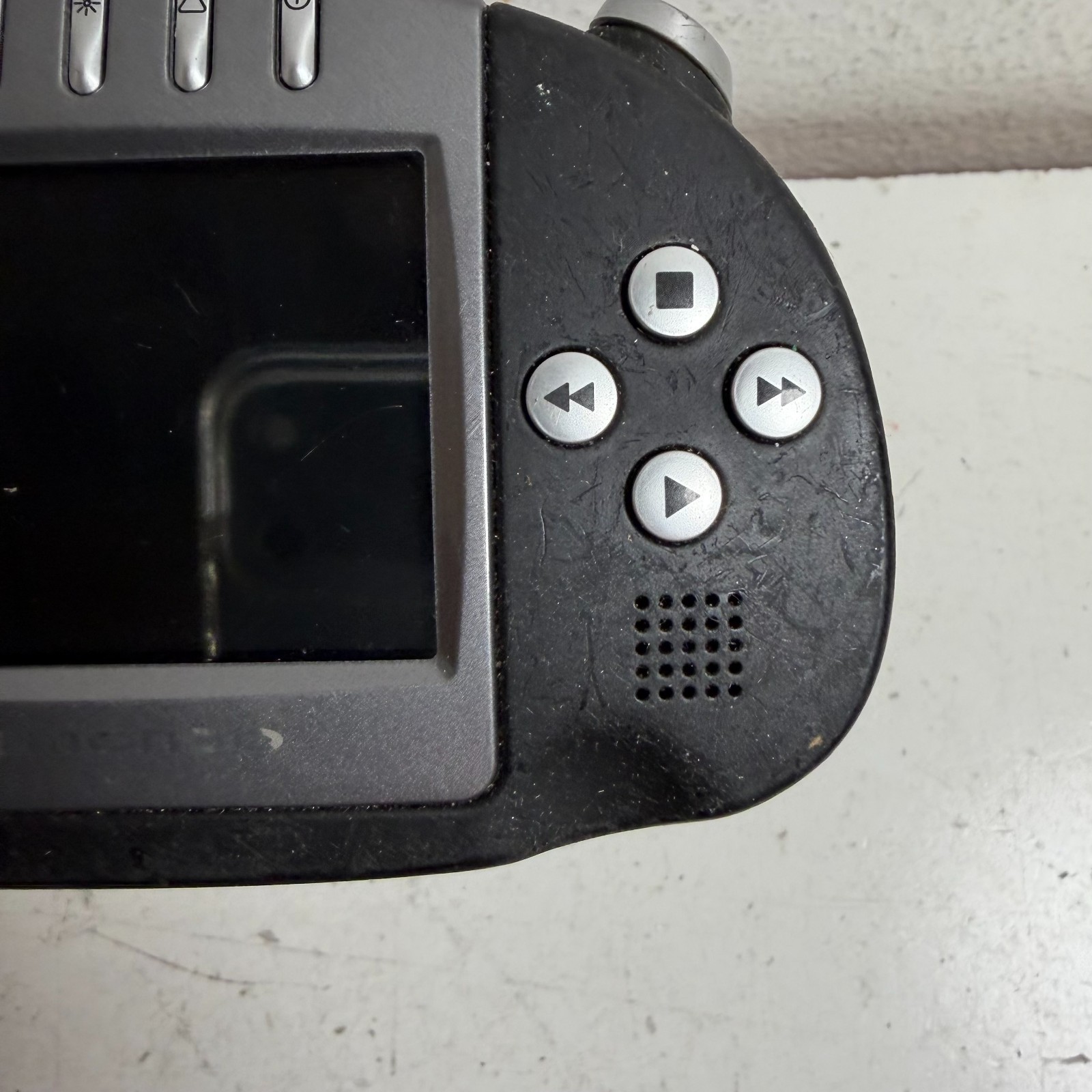 Vintage Gizmondo GZ020 Black 2.8″ LCD Bluetooth Camera Handheld Gaming Console