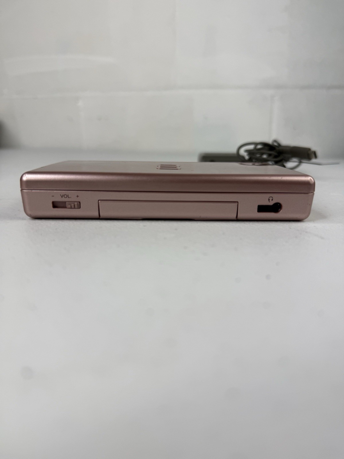 Nintendo DS Lite Metallic Rose Bundle – Games + Charger
