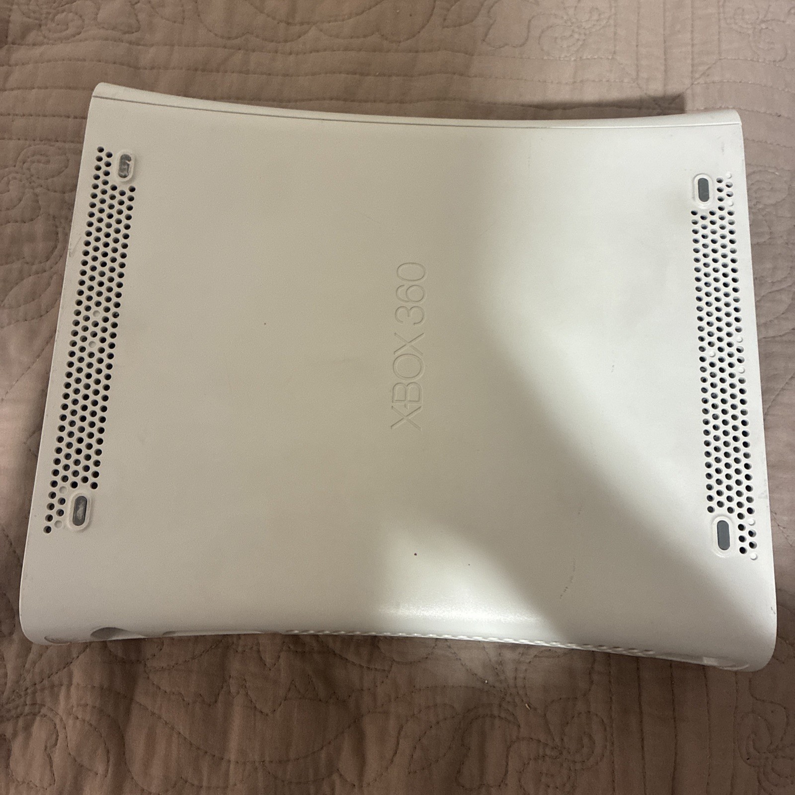 Microsoft Xbox 360 White Console Only – No Cables or Accessories Untested