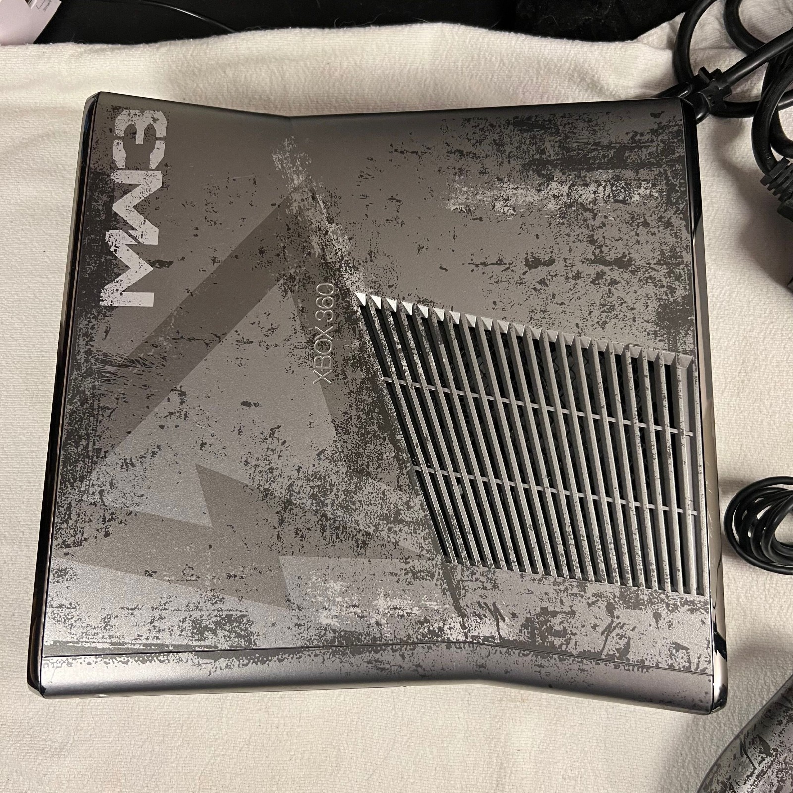 Microsoft Xbox 360 S Slim Console MW3 Modern Warfare 3 Edition