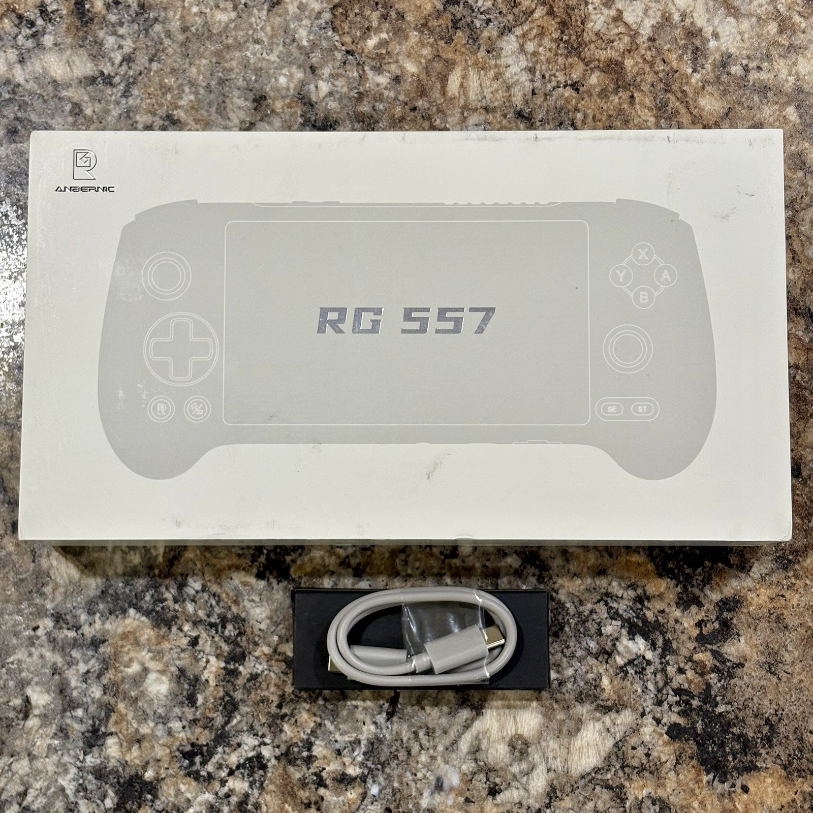 Anbernic RG577 Gaming Handheld, 256GB + 256GB Card, Custom Setup Ready To Play