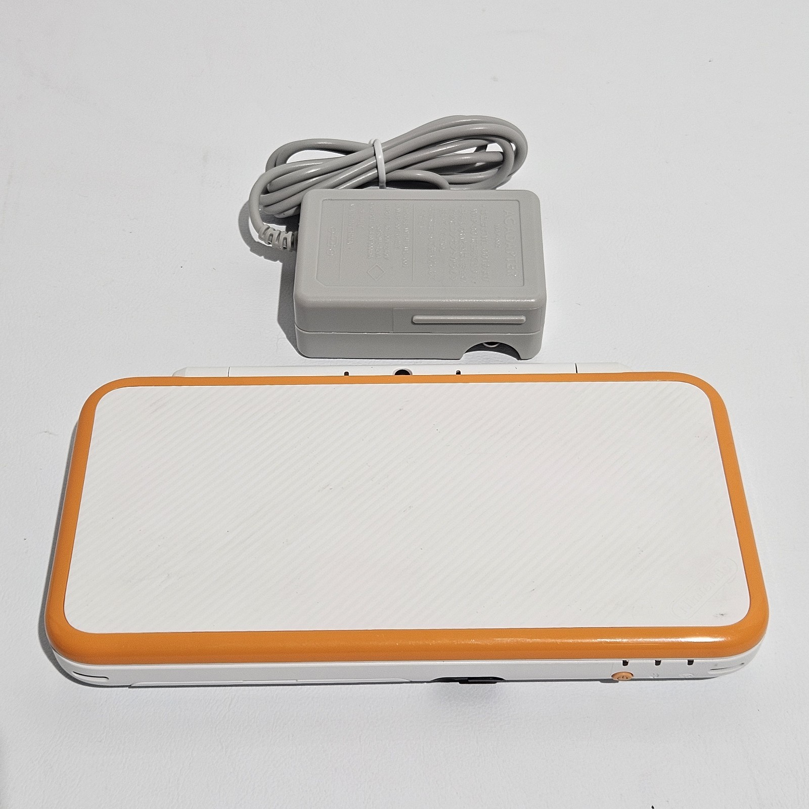 Nintendo 2DS XL Console System White/Orange Clean Tested With Charger