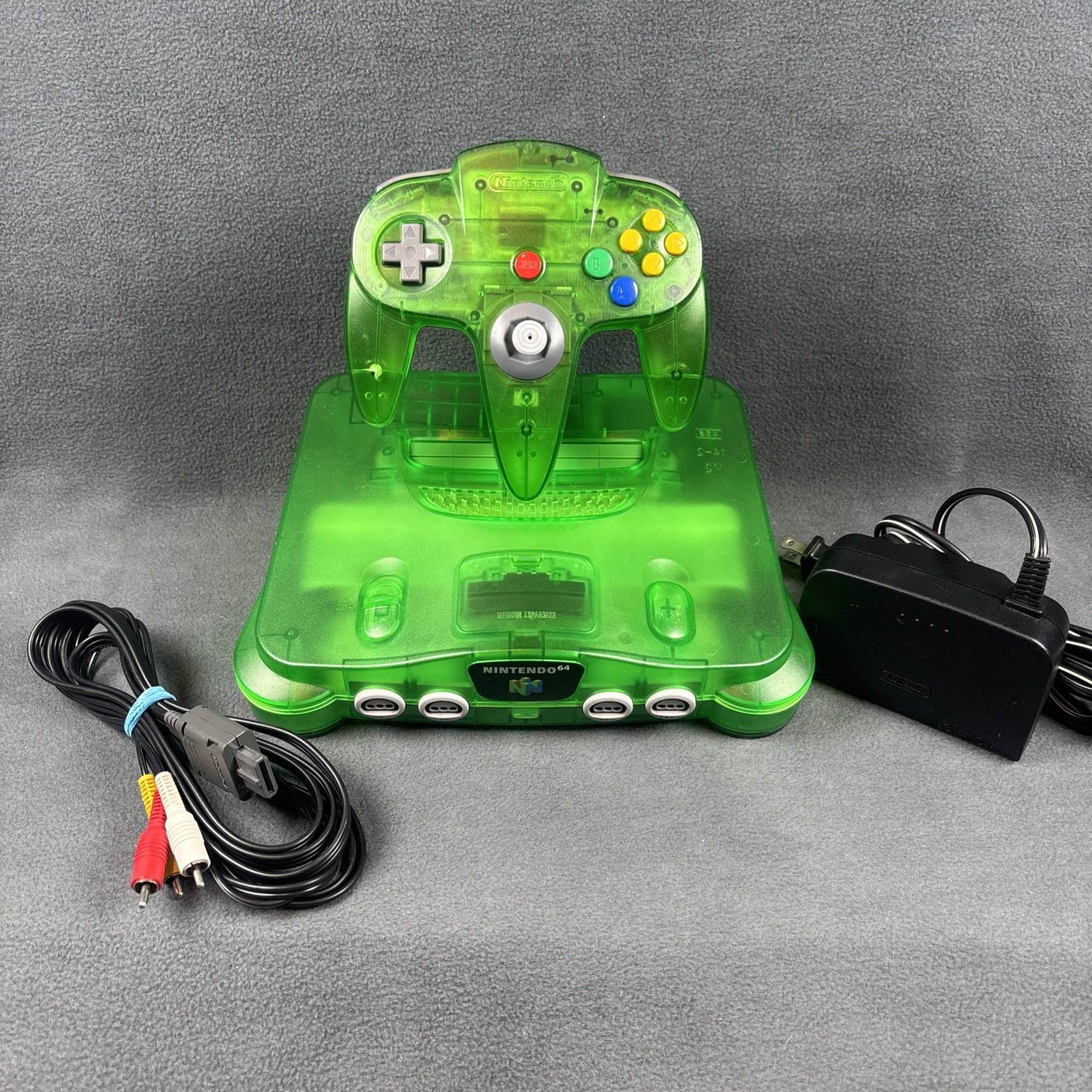 Nintendo 64 – Jungle Green Funtastic N64 Console w/ Accessories – Refurbished