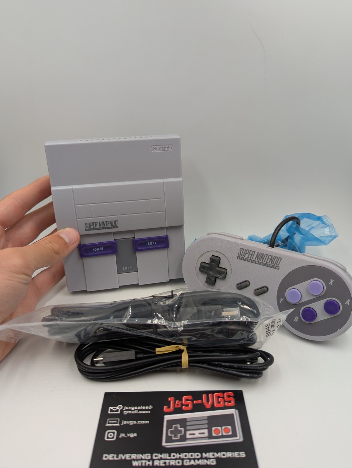 SNES Style Mini Console Clone Gray Non-Nintendo w/ Controller Cables