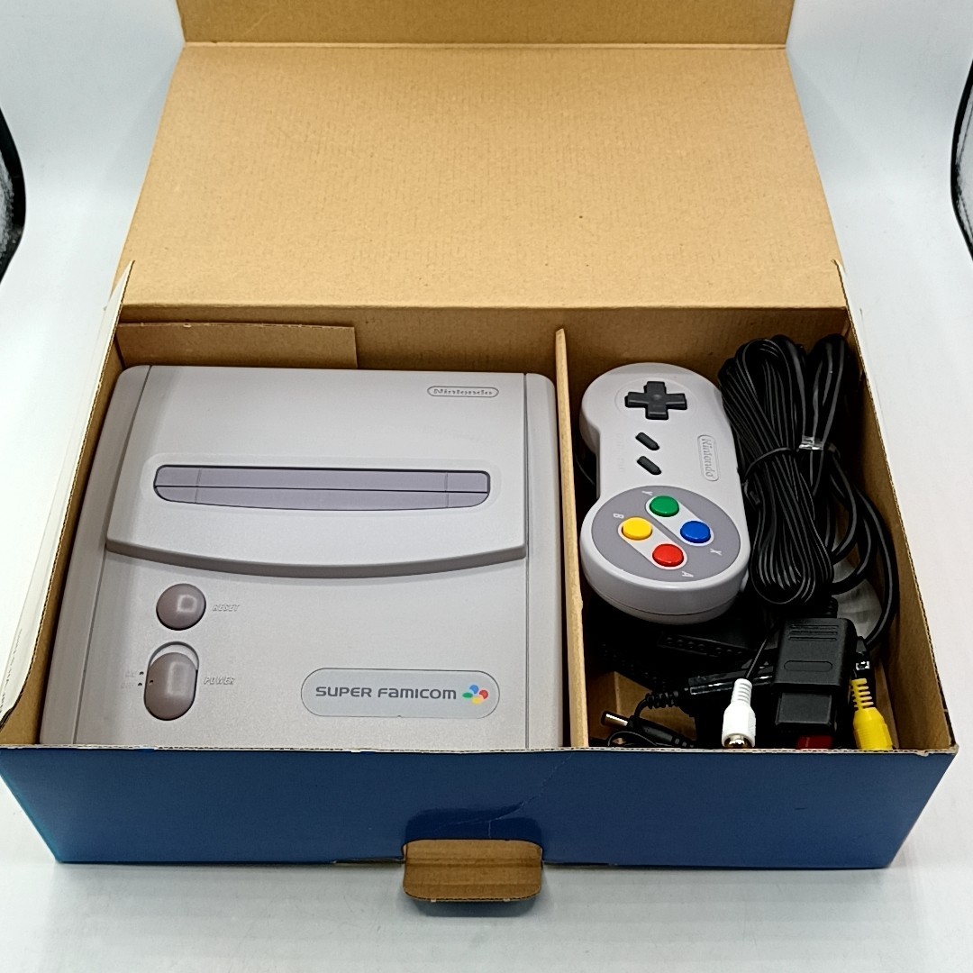 Nintendo Super Famicom Jr. Console w/ Accessories Boxed Set No Manual SFC SNES