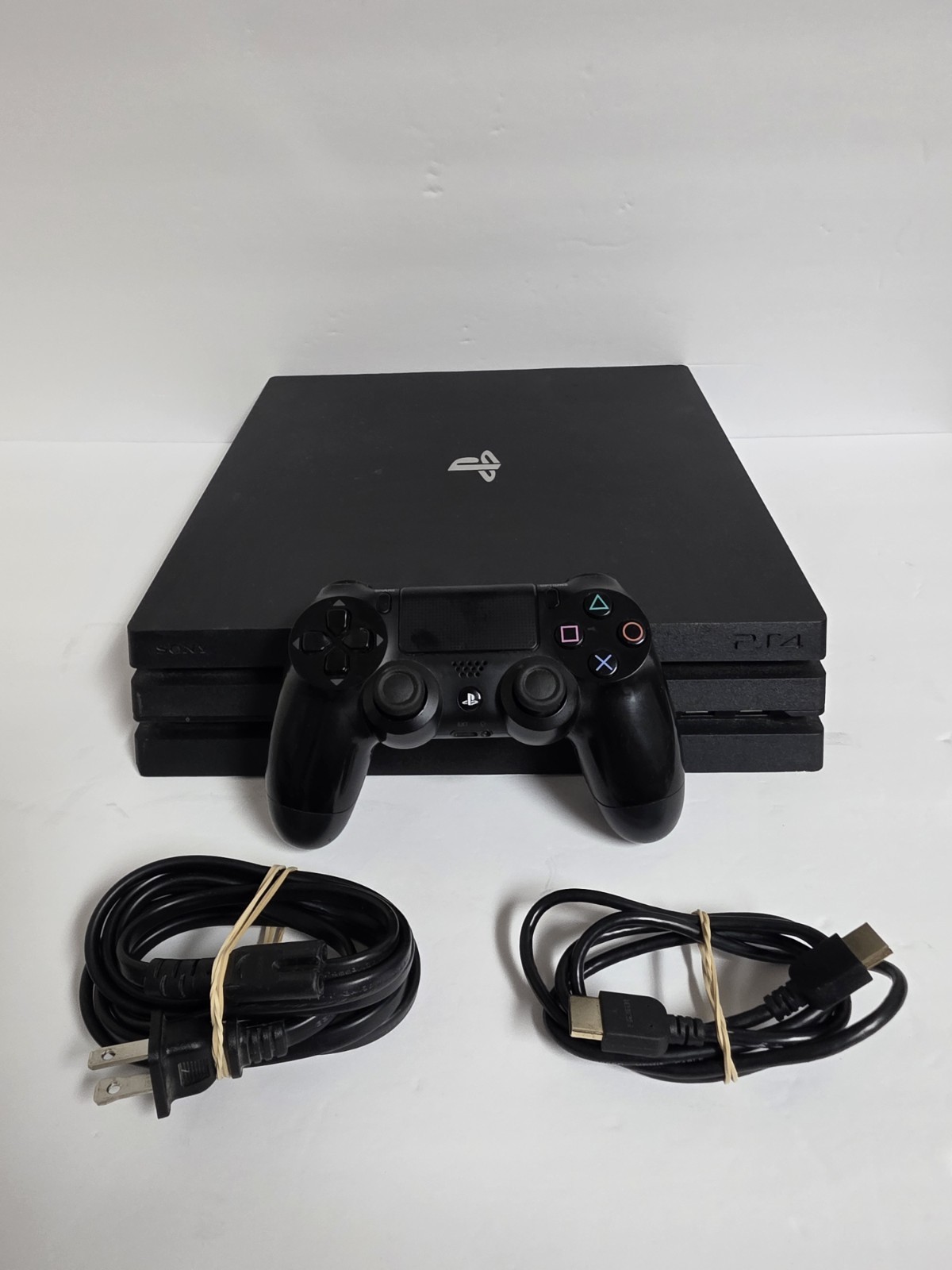 Sony PS4 Pro 1TB Black CUH-7215B Console Low Firmware 10.50 Silent Model Tested