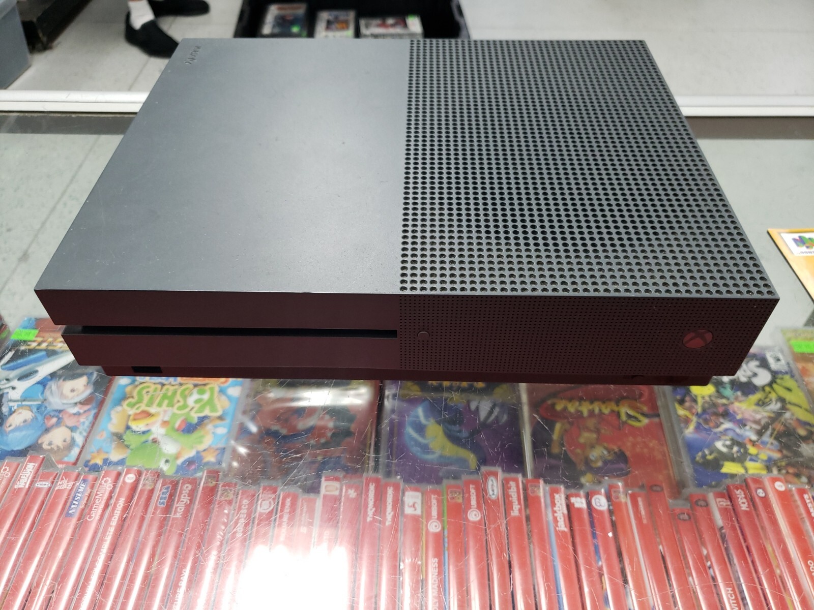 Microsoft Xbox One S 500GB Game Console – BROKEN