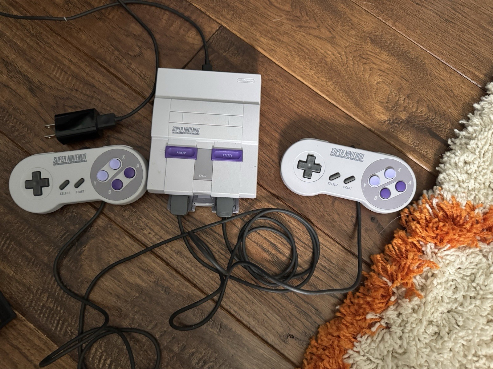 Nintendo Super NES Classic Edition SNES Mini Console w/ 2 Wired Controllers