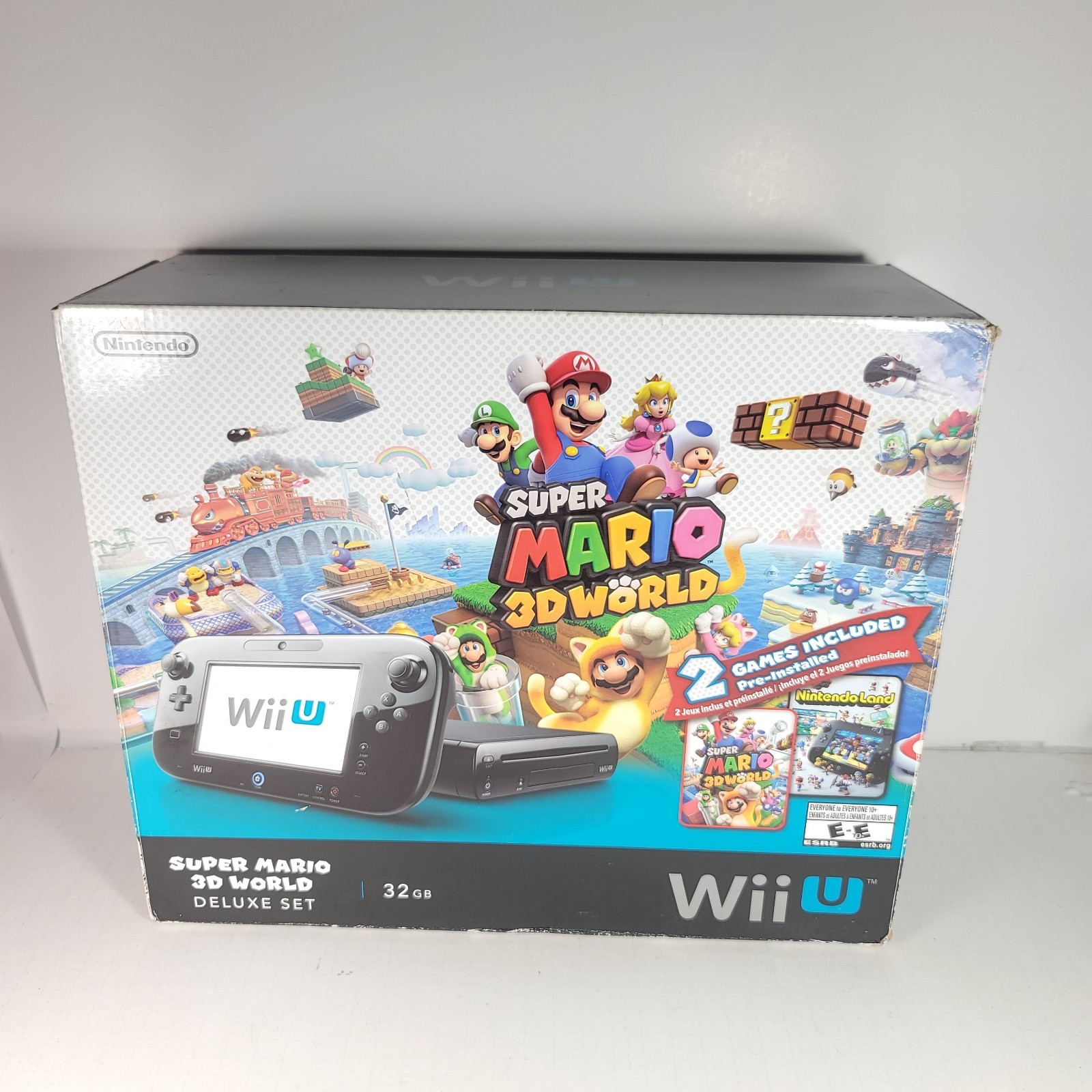 Nintendo Wii U 32GB Super Mario 3D World Deluxe Set CIB Console Bundle Box