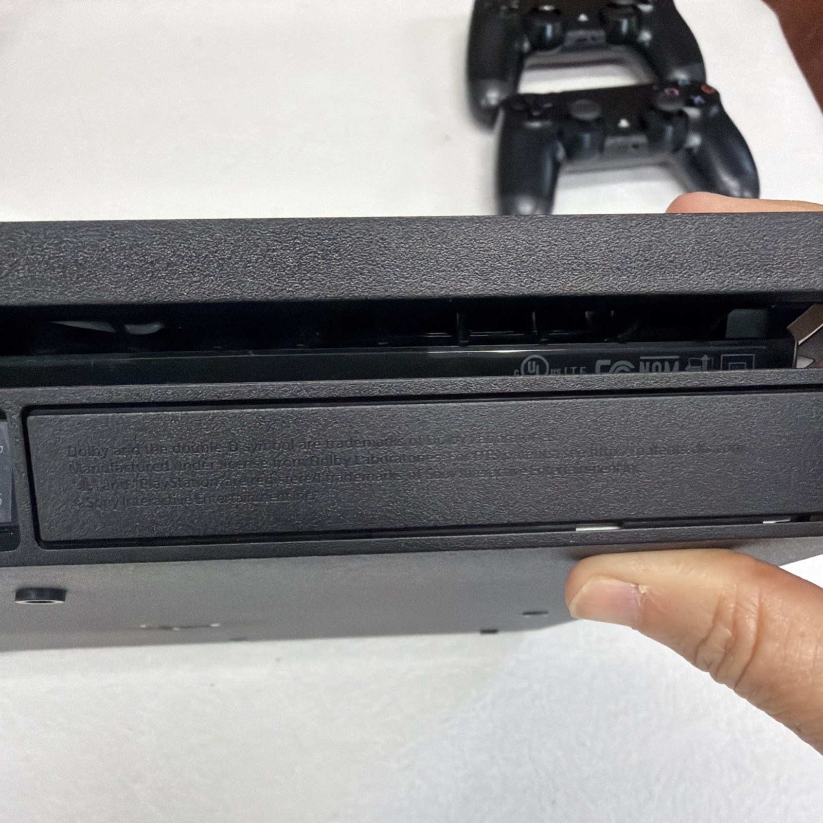 PS4 Model CUH-2015A Black 2 Wireless Controllers HDMI & Power cord