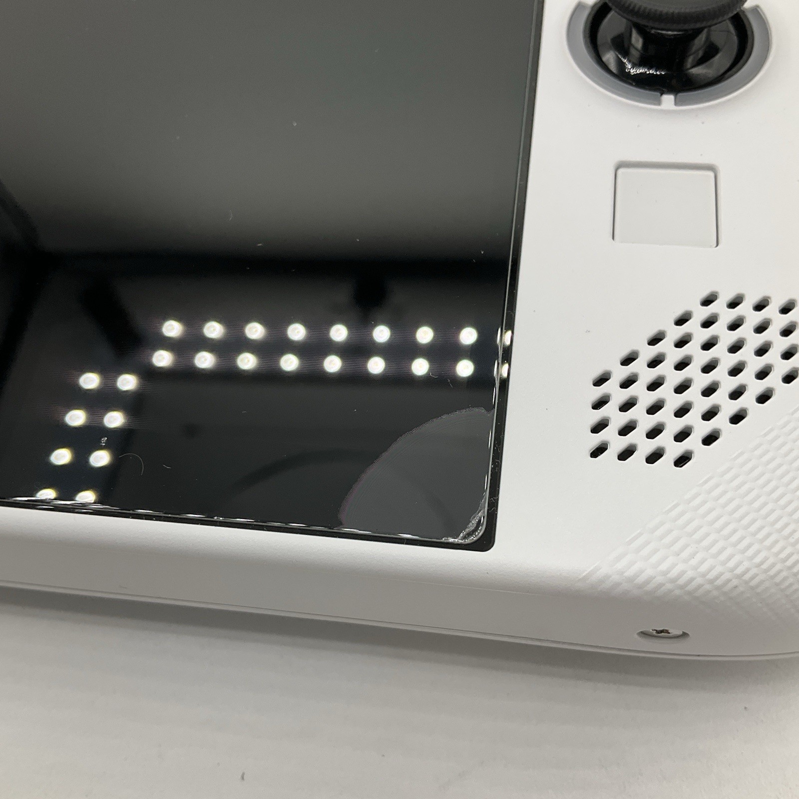Lenovo Legion Go S Console AMD Ryzen Z1 Extreme 32GB Ram 1 TB Glacier White Case