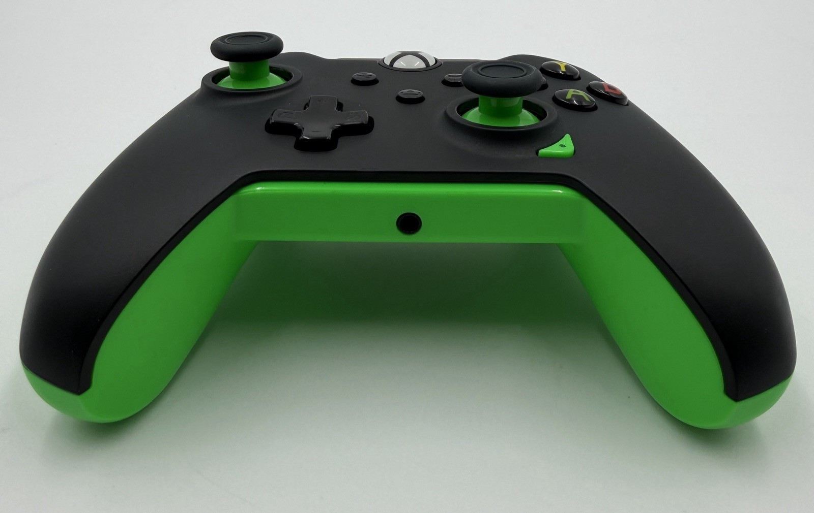 Xbox One Console Custom Skin Bundle 4 Games Wired Controller Tested