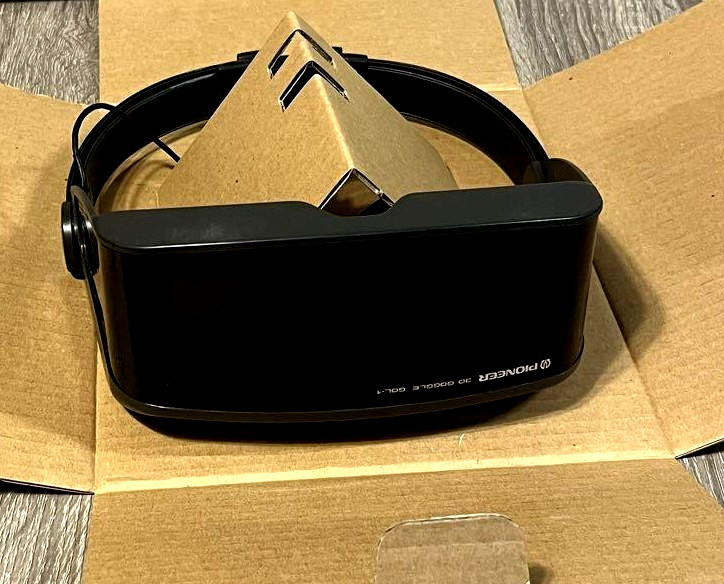 LaserActive GOL-1 3D Goggles Laser Active Unit *BEAUTIFUL BOX – COLLECTORS ITEM*