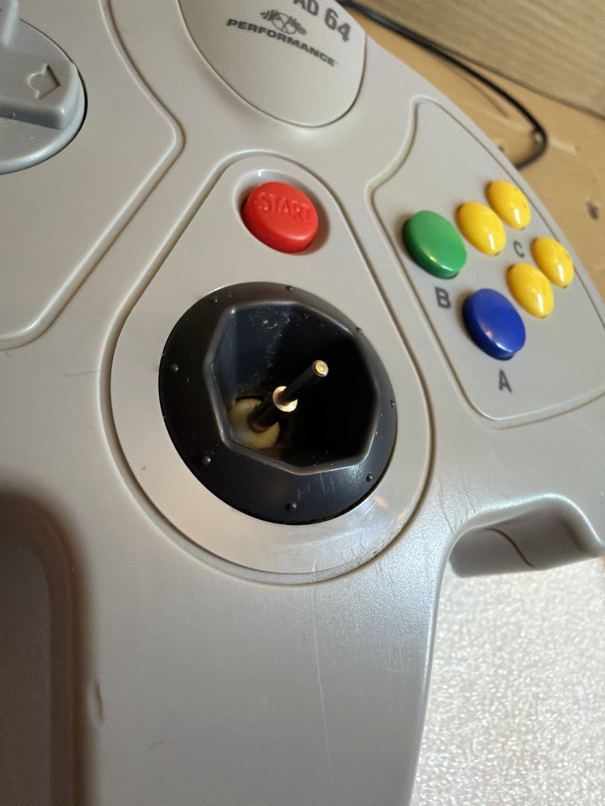 Nintendo 64 NUS-001(USA) Grey Console Bundle w/ 2 Controllers, AV/Power Wires