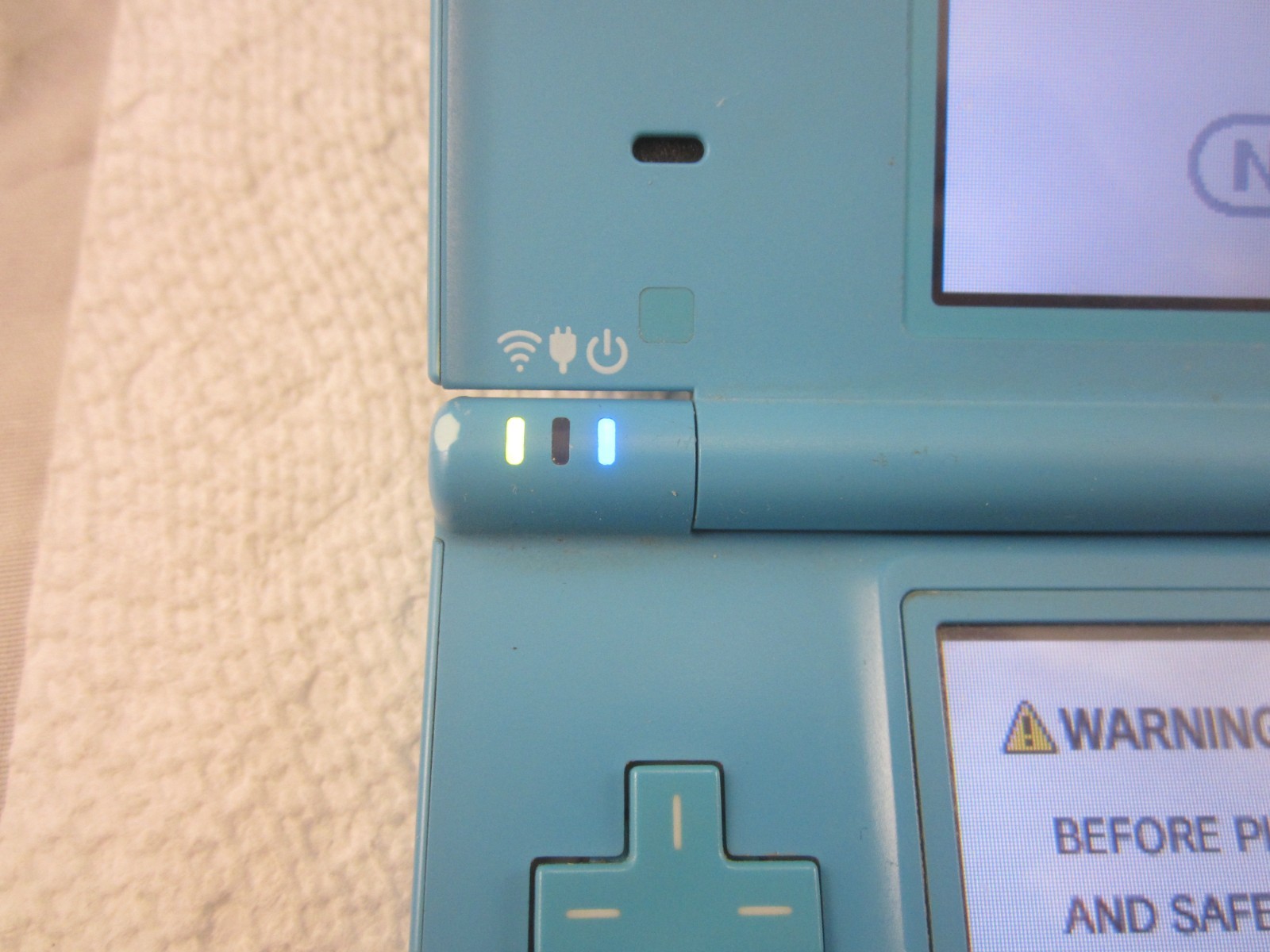 Nintendo DSi Blue Console Bundle 6 Games Storage Case Stylus Tested Charger