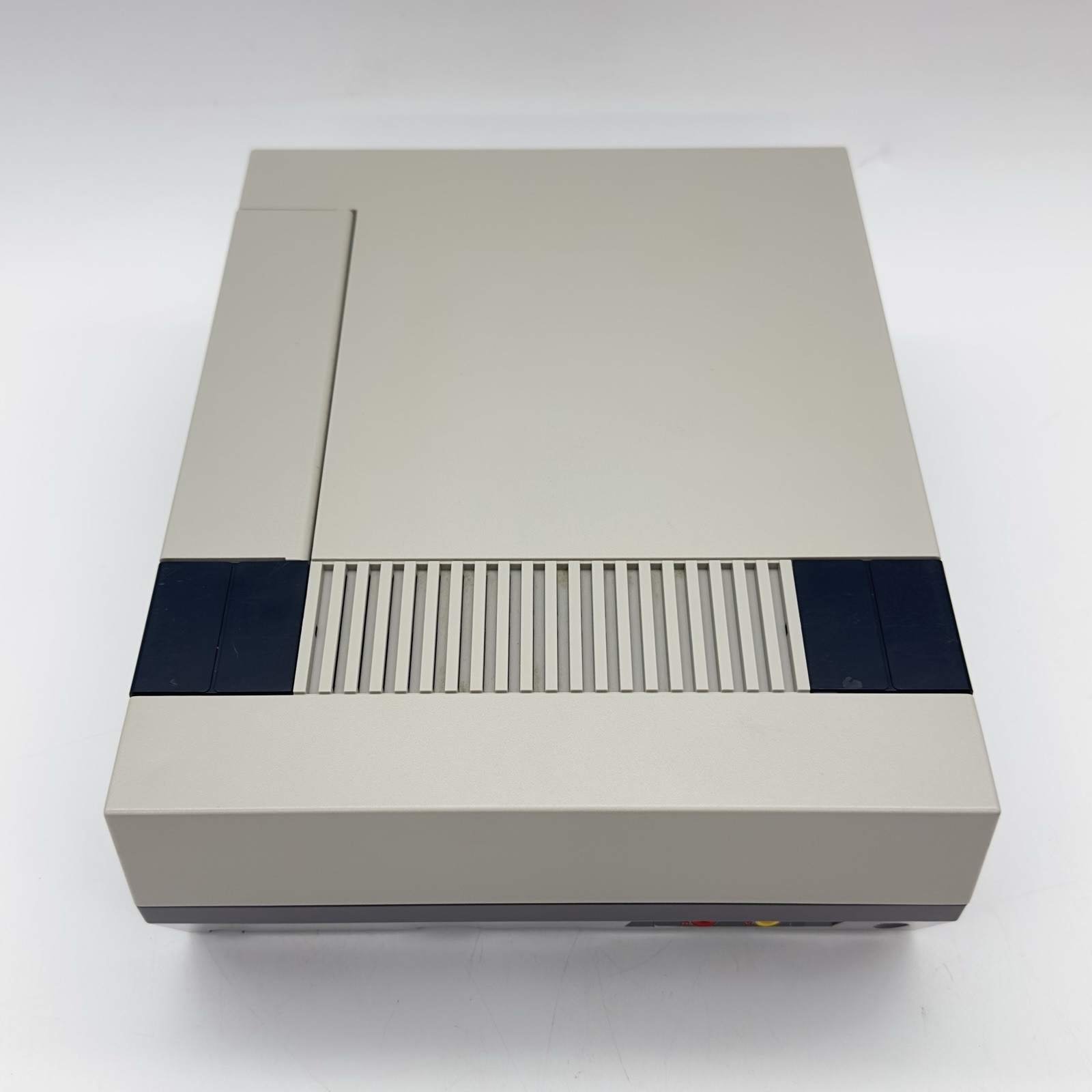 Nintendo NES Console NES-001 System Bundle TESTED Controller 4 Games Cables READ