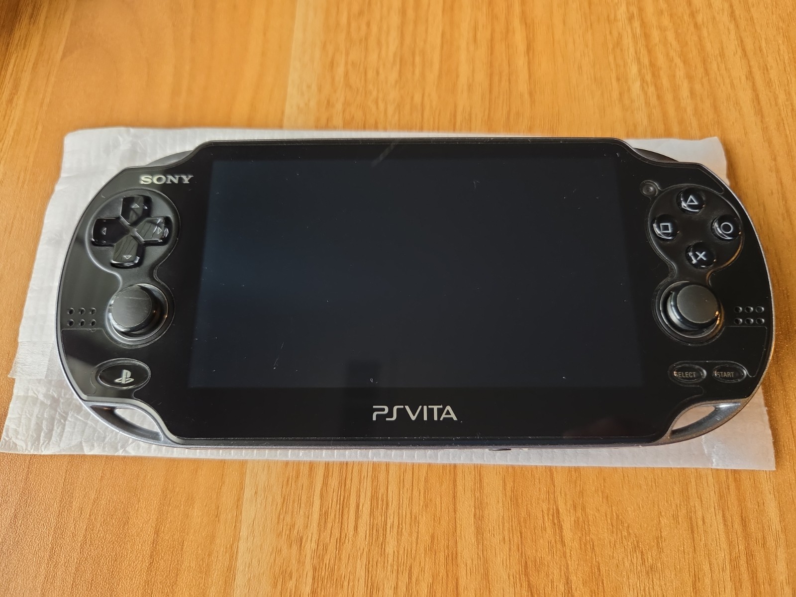 PS Vita Toukiden Onigara Limited Edition PCHJ 10000 Console Charger Box PSV