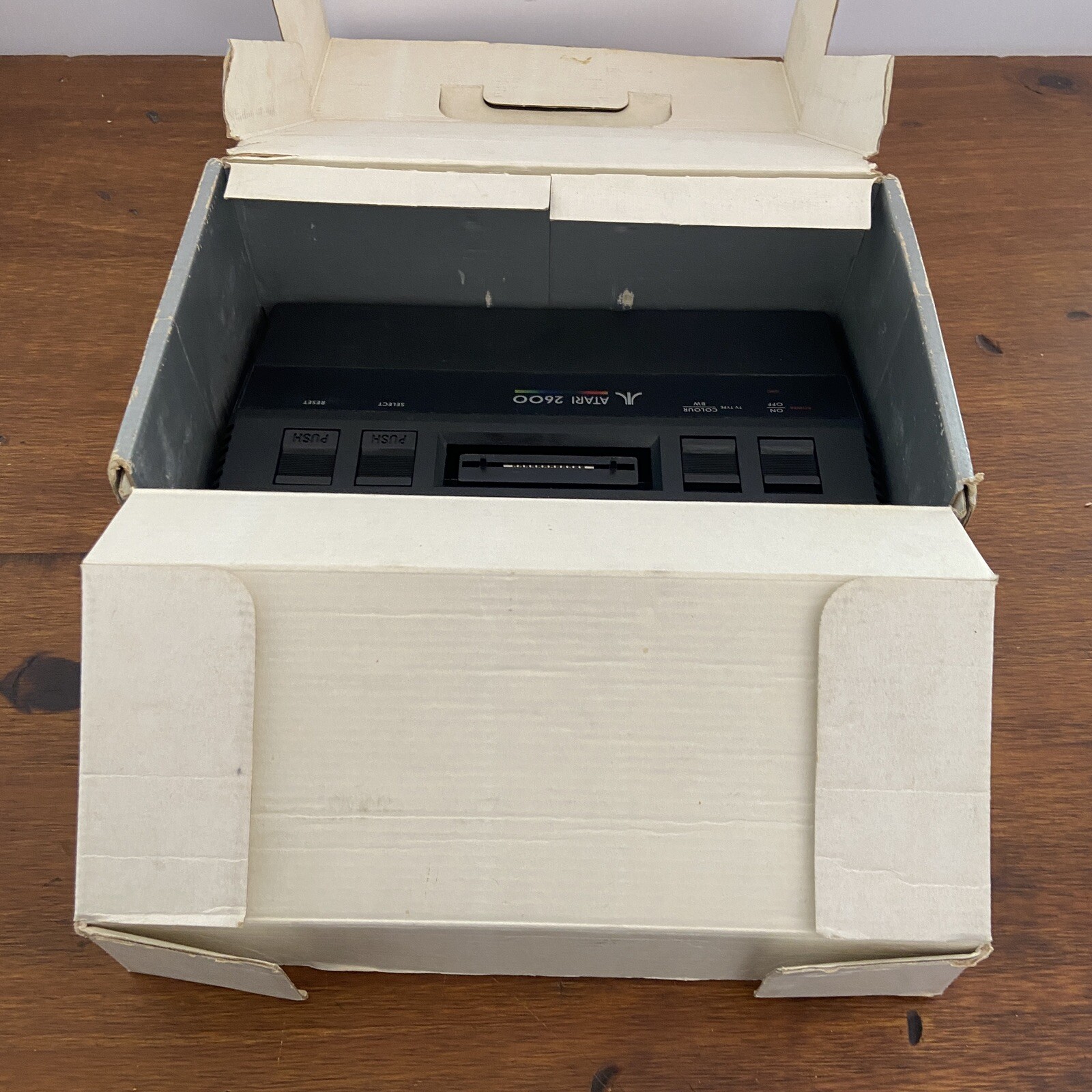 RARE Atari 2600 PAL Video Game System in box