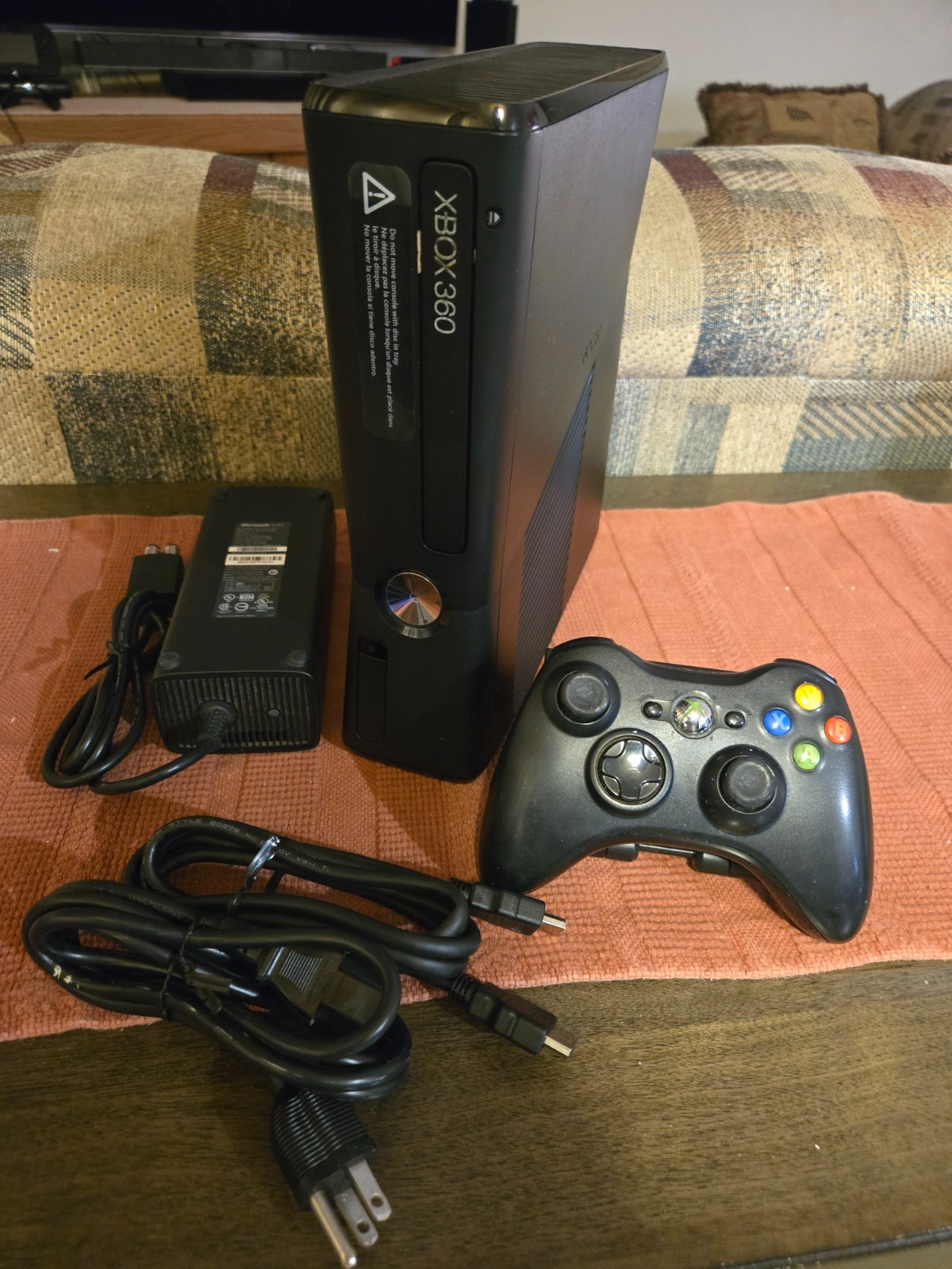 Microsoft Xbox 360 S Gaming Console + OEM Controller + Cables -Fully TESTED-