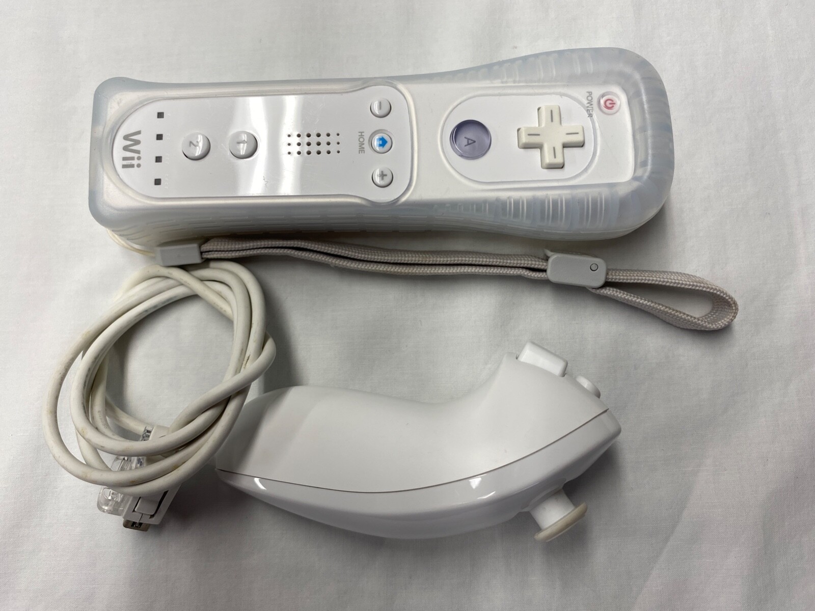 Nintendo Wii Console Bundle With Wii Sports In Box RVL-001-Restored Tested Clean