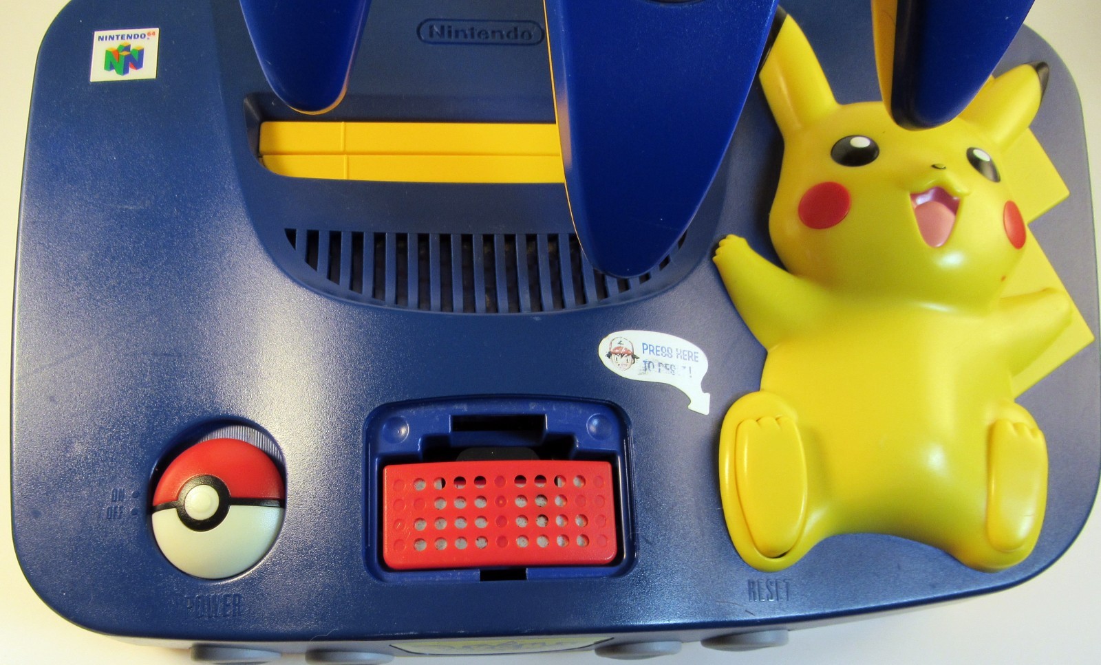 Nintendo 64 Pokemon Edition – Blue/Yellow – New Caps – Display Stand