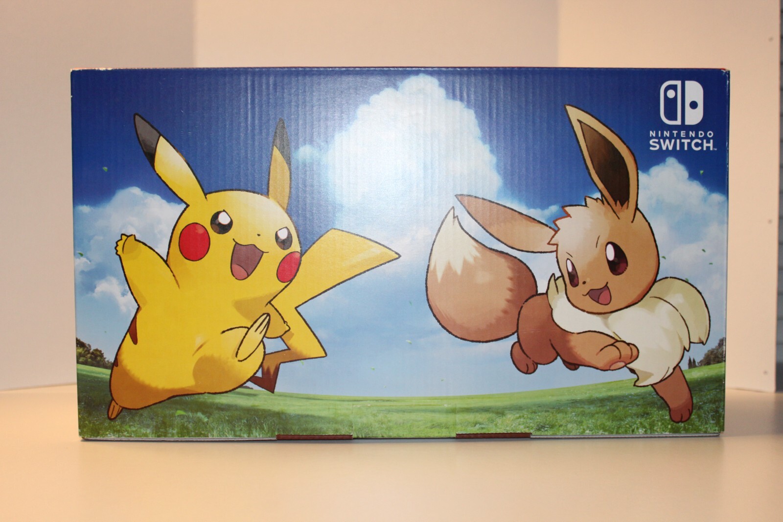 Nintendo Switch Console Let’s Go Pikachu! + Poke Ball Plus Edition