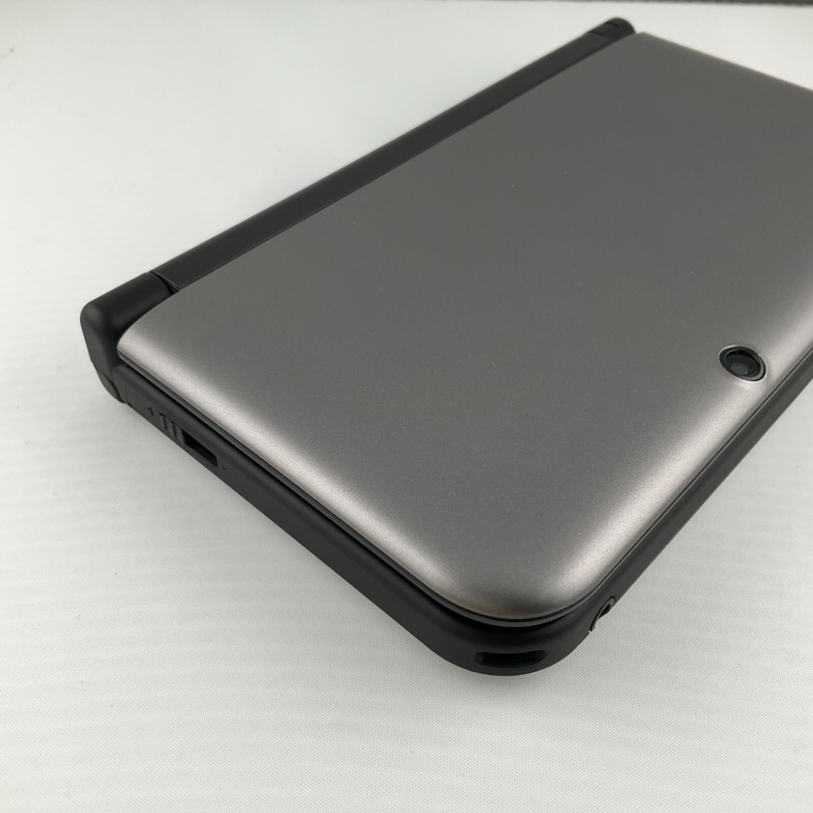 [S-rank] Nintendo 3DS LL XL console Silver Black with Charger/Stylus
